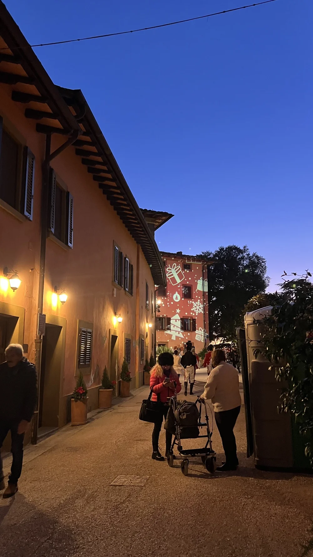 Christmas vibes in the medieval borgo