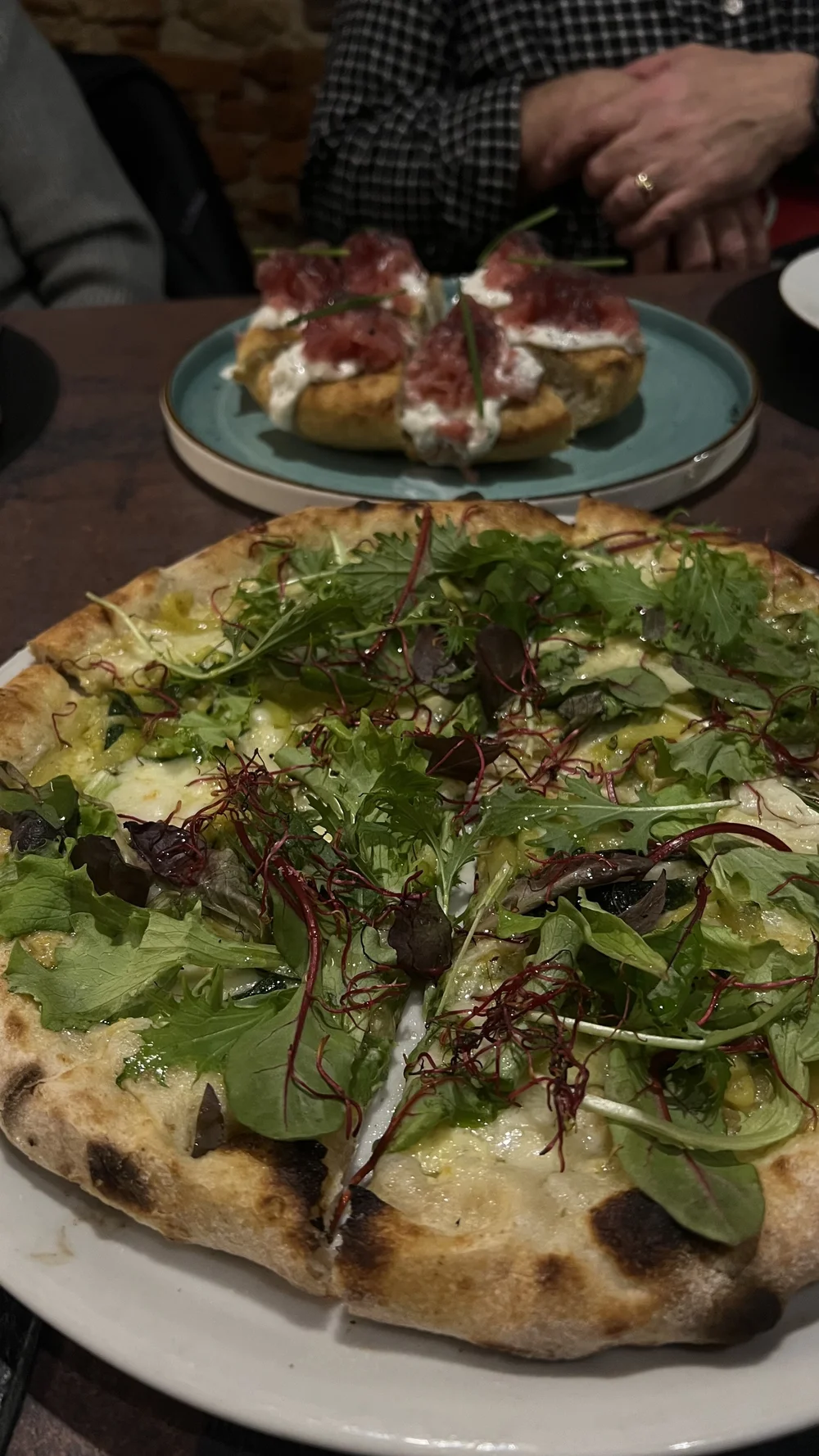 Possibly one of the best pizzas I've ever eatenn