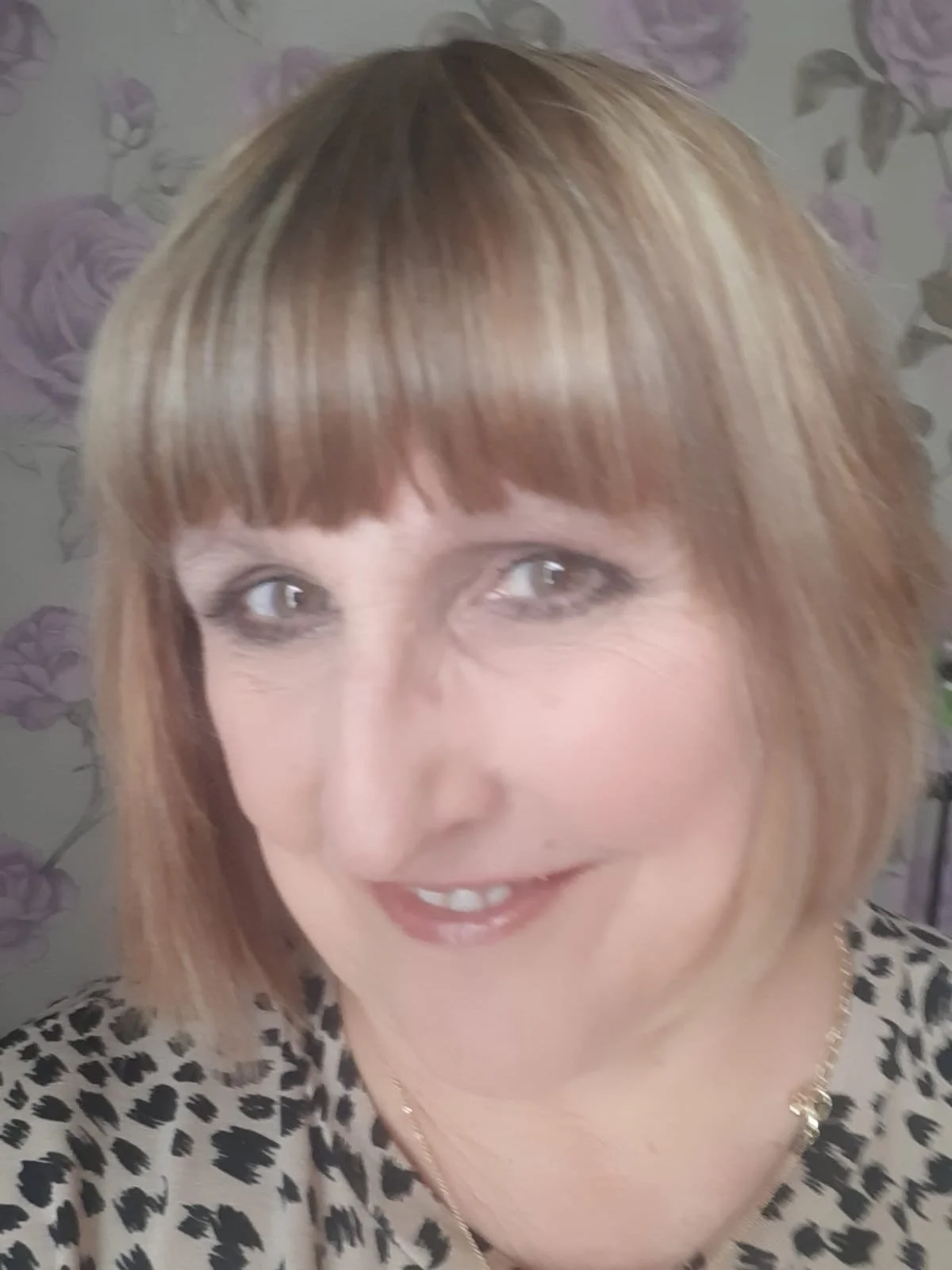 angie davies profile.JPG