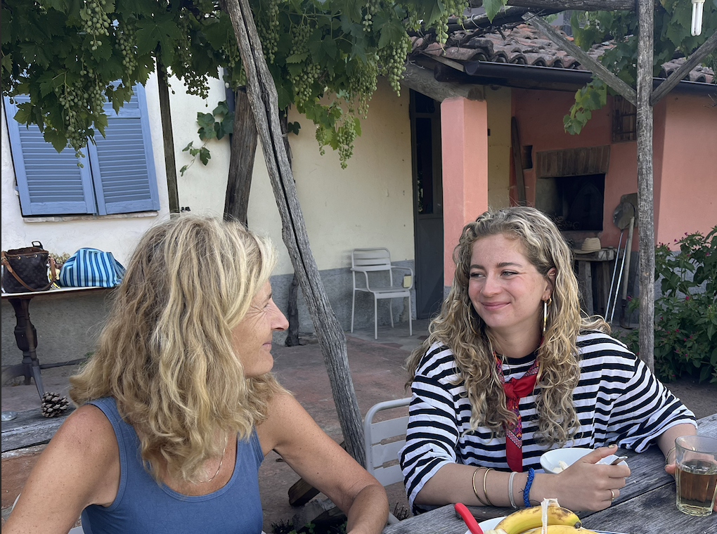 Marijn visiting her mother