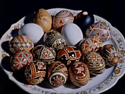 WRITING PYSANKY with TULIPÁN BAKERY