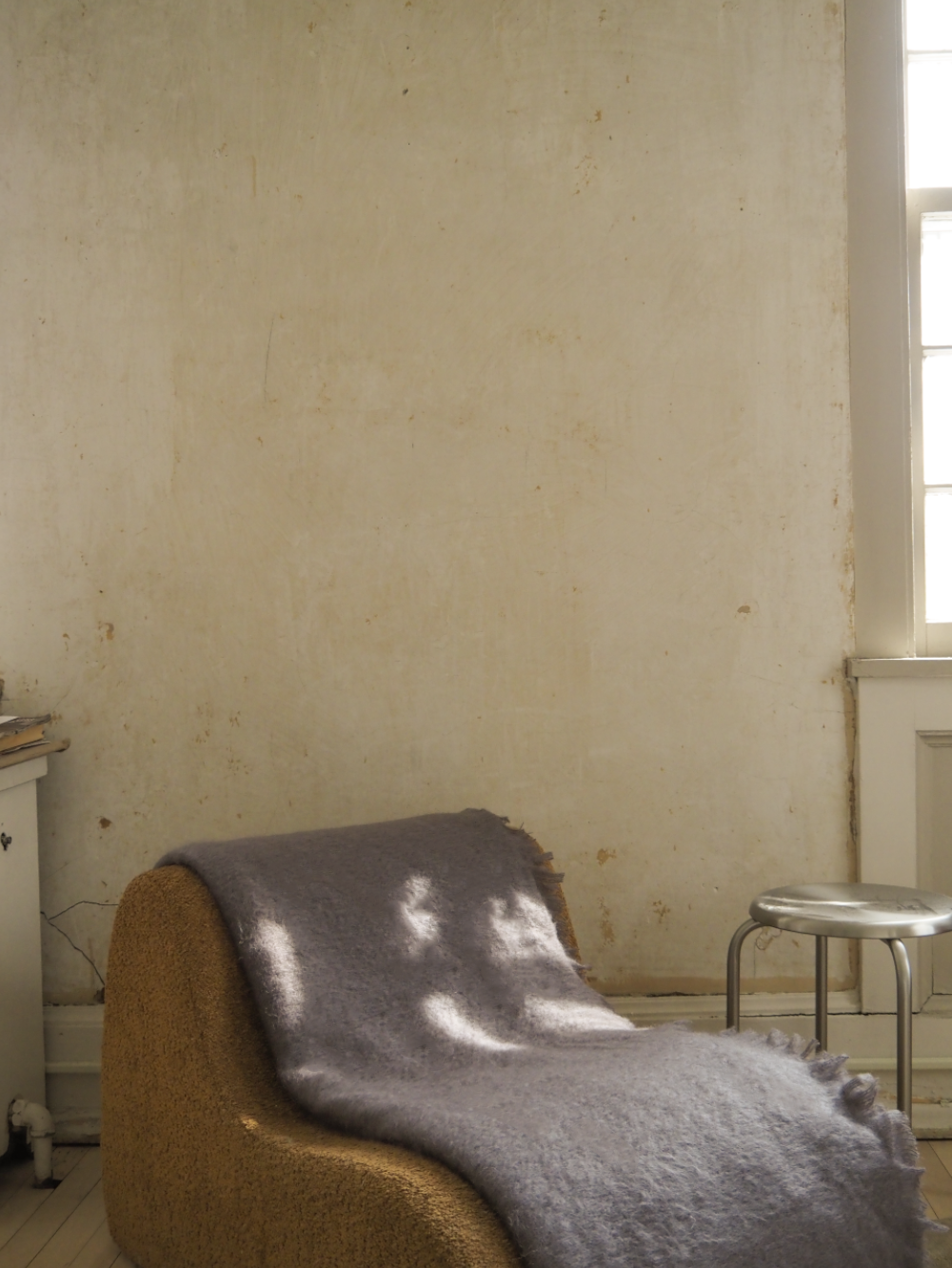 Mohair Throw in Amethyst