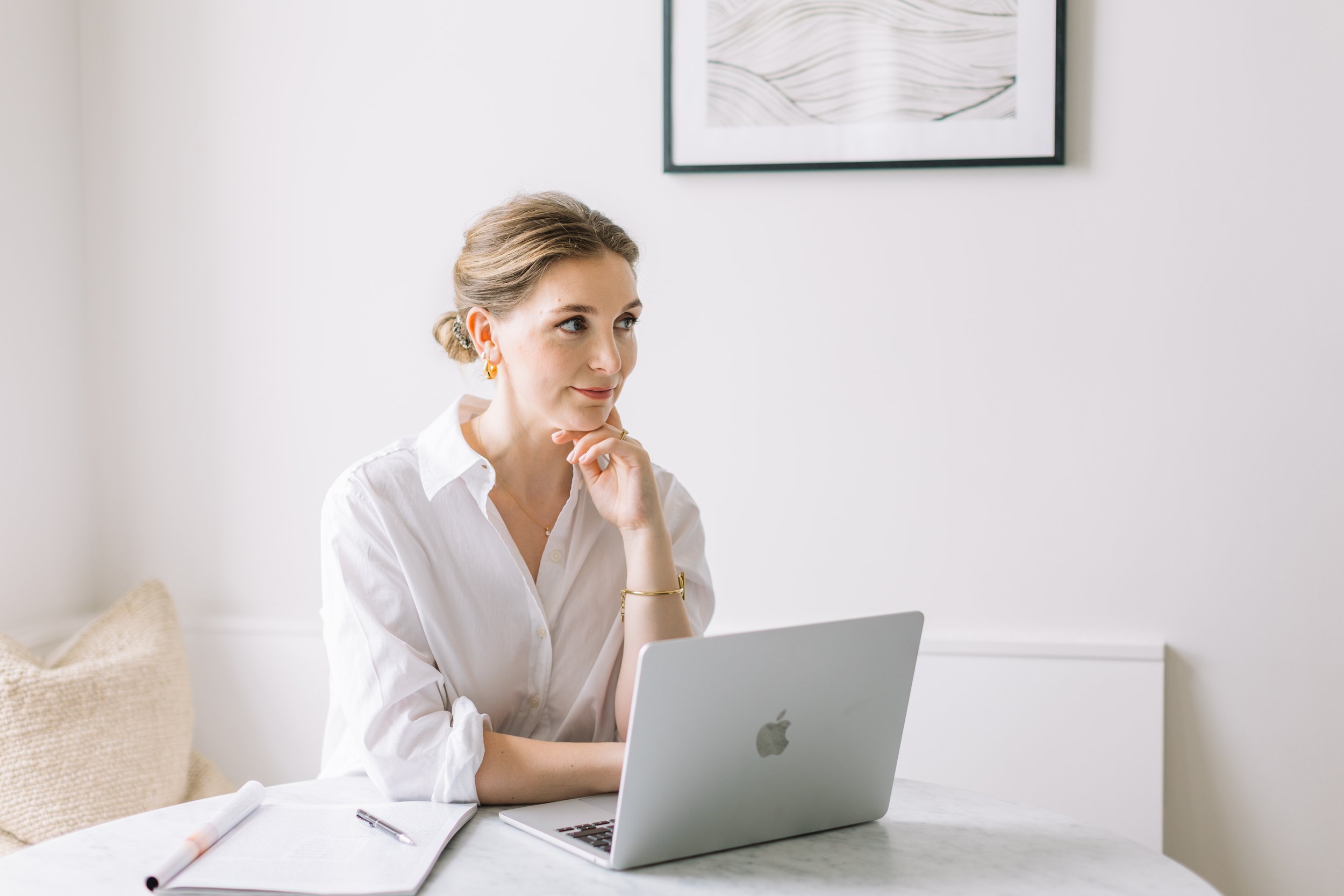 A guide on how to choose the right boutique medical PR agency for your private clinic.