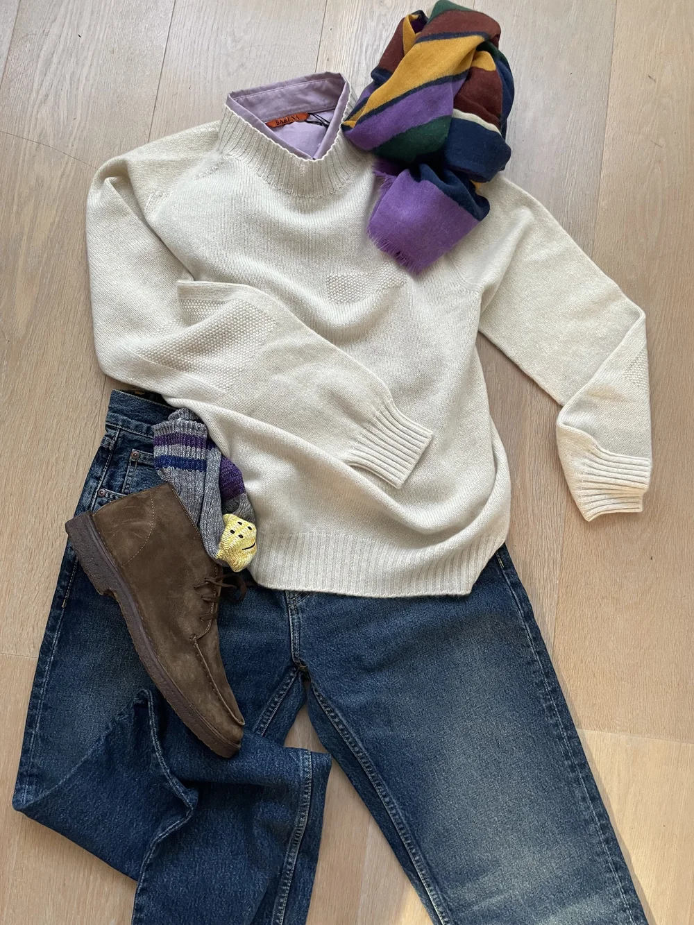 Added scarf and changed shoes / socks