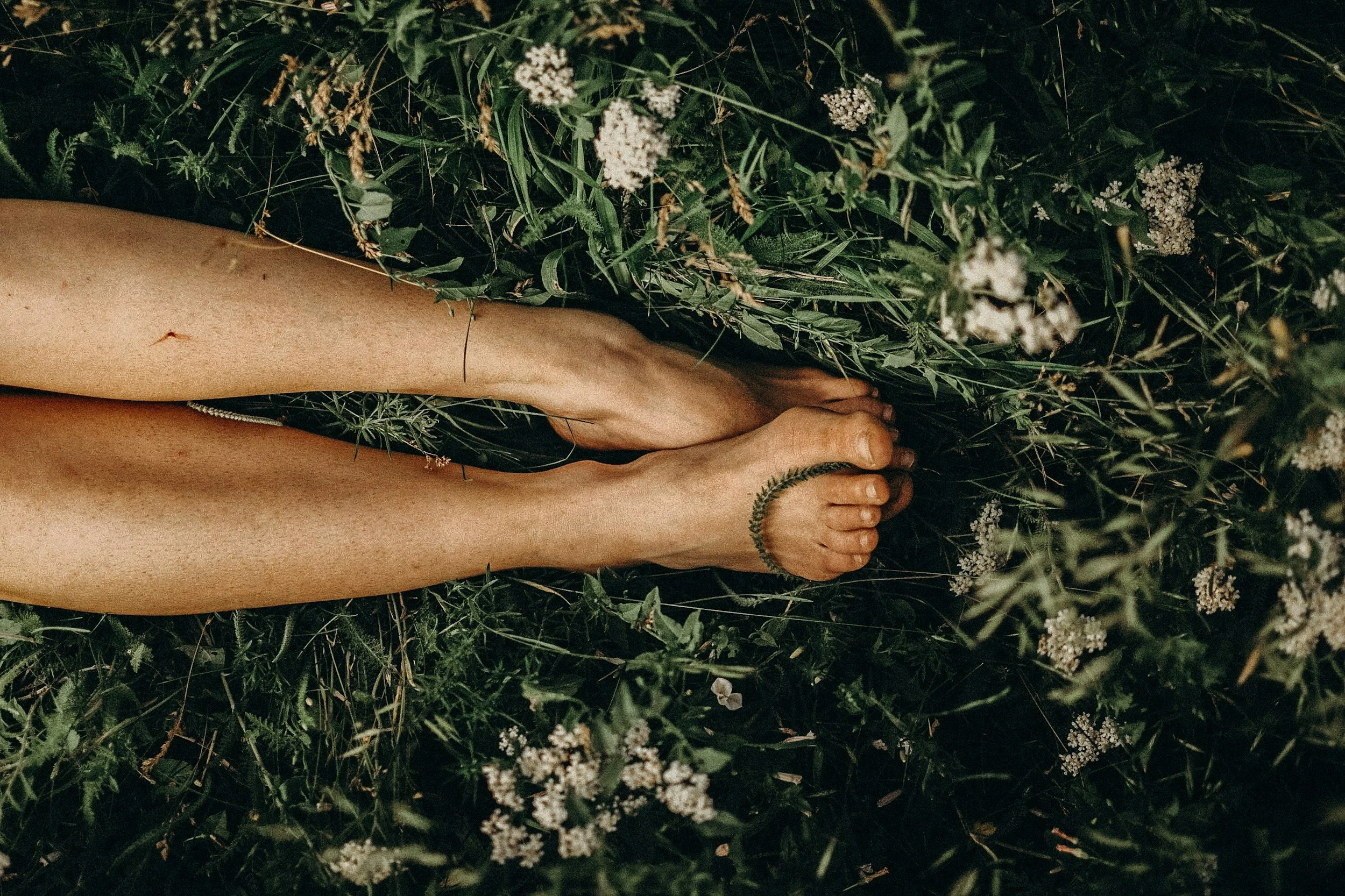 Root to Rise: Grounding Rituals That Trend on Wellness Blogs