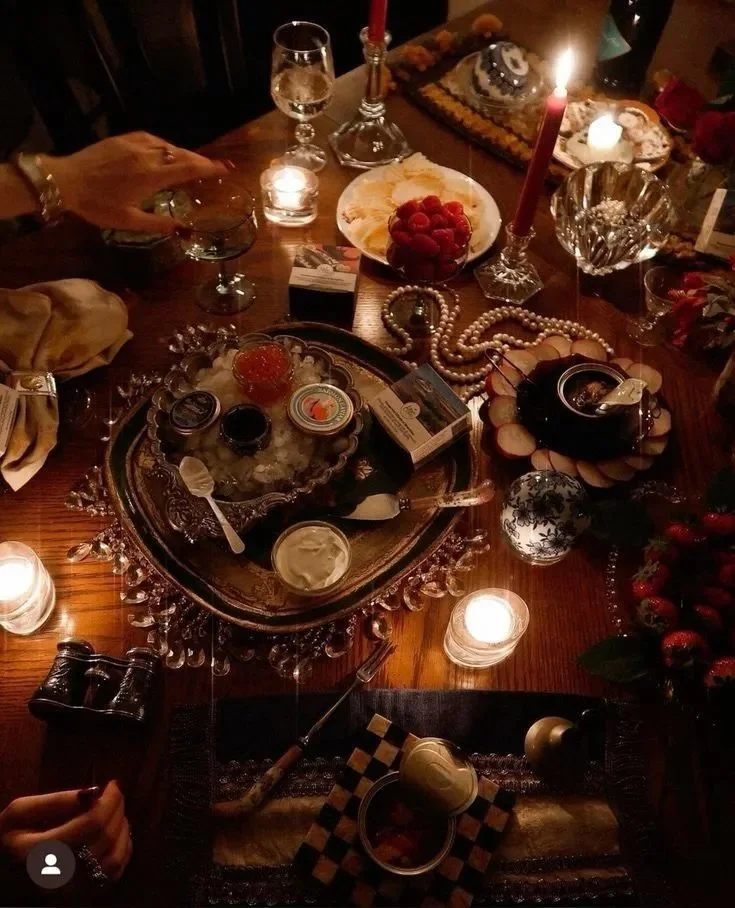 Happy Winter Solstice &amp; Shab-e Yalda 🌙🍉✨

Today we are honoring the longest night of the year! I love when holidays coincide with cosmic significance. This is a Persian tradition where we gather with loved ones, share poetry, savour pomegranate