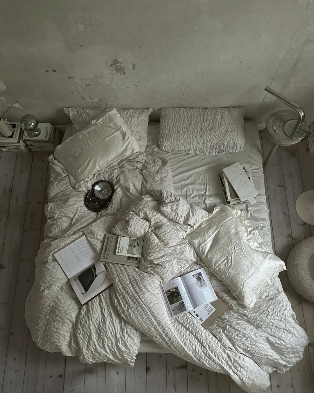 January is not the starting line 👀

it&rsquo;s the quiet before it. the season of rest, reflection &amp; low-battery living. and no, you&rsquo;re not doing it wrong if you&rsquo;re not in full &ldquo;new year, new me&rdquo; mode.

astrologically, th