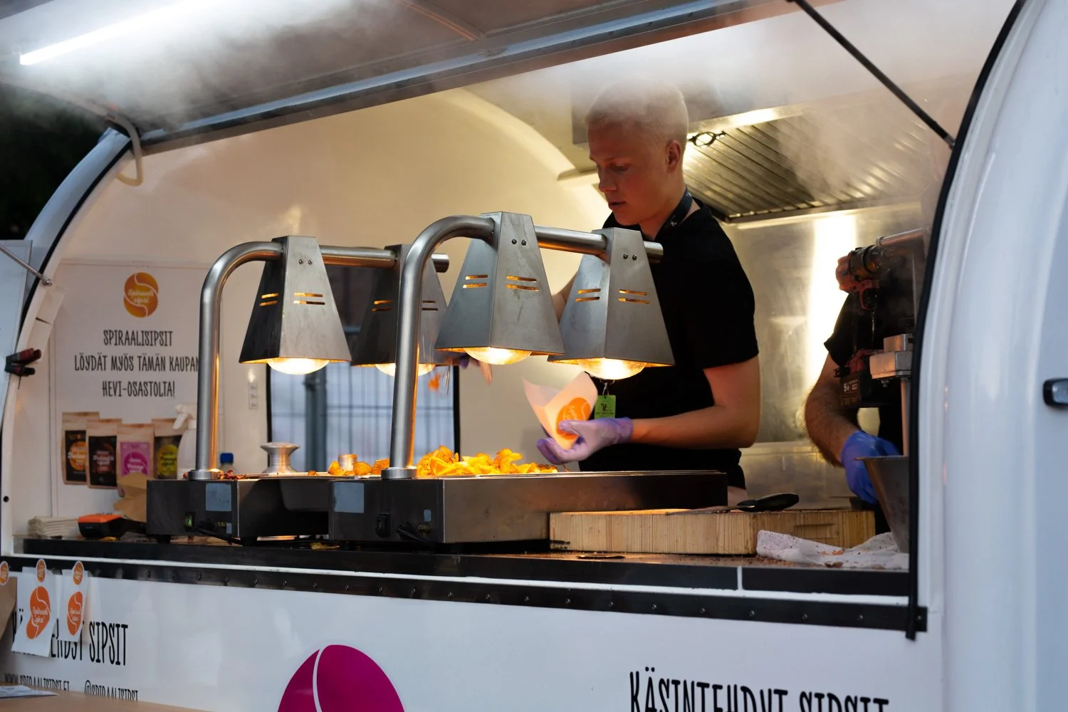 Ruokarekkaralli Paloheinän kirjasto