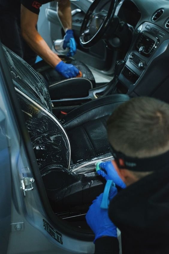 car detailing.jpg