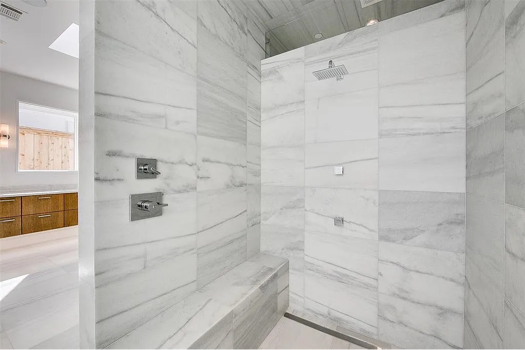 HANOVER+-+INTERIOR+(1).webp