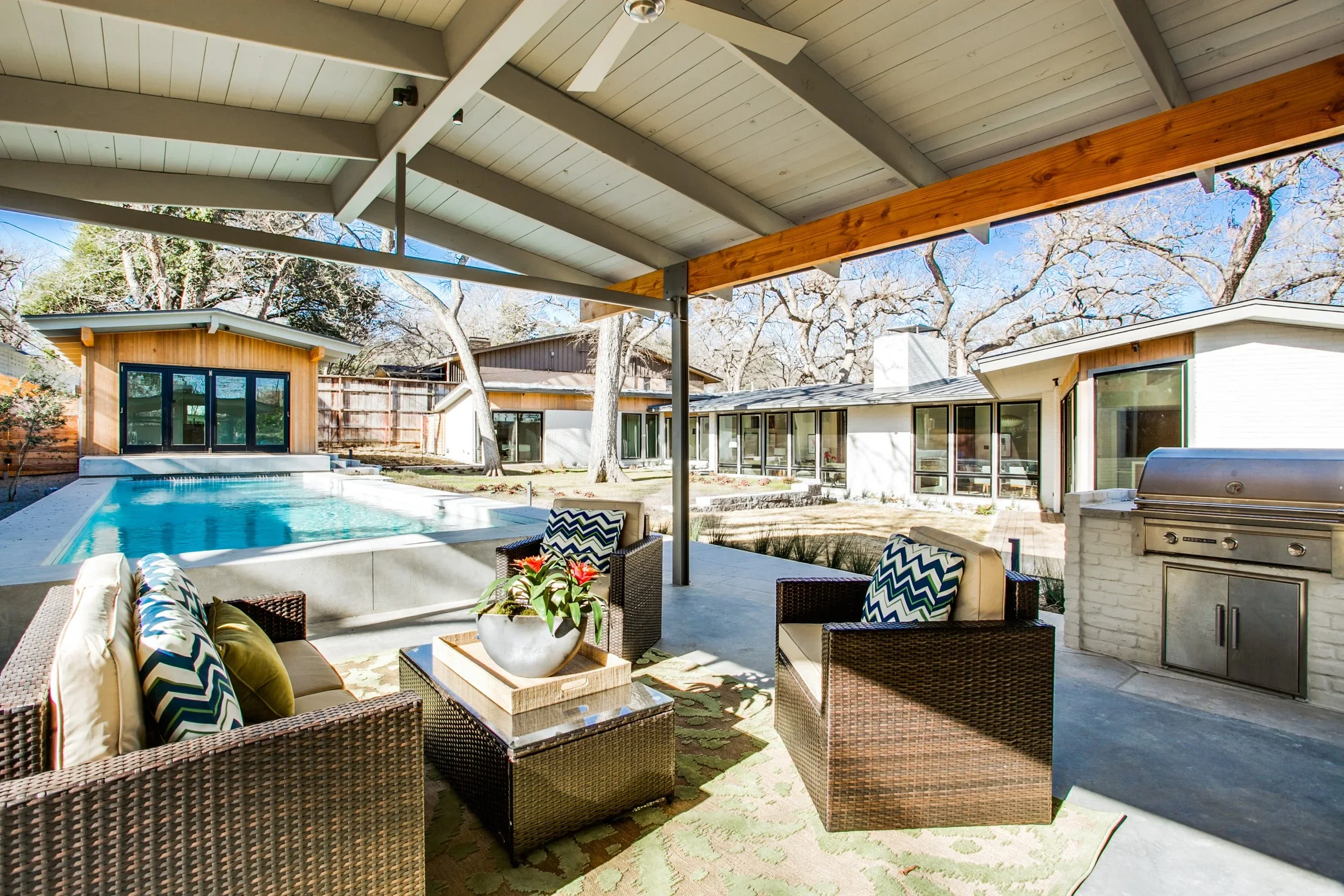 7418-malabar-ln-dallas-tx-1-High-Res-22.webp