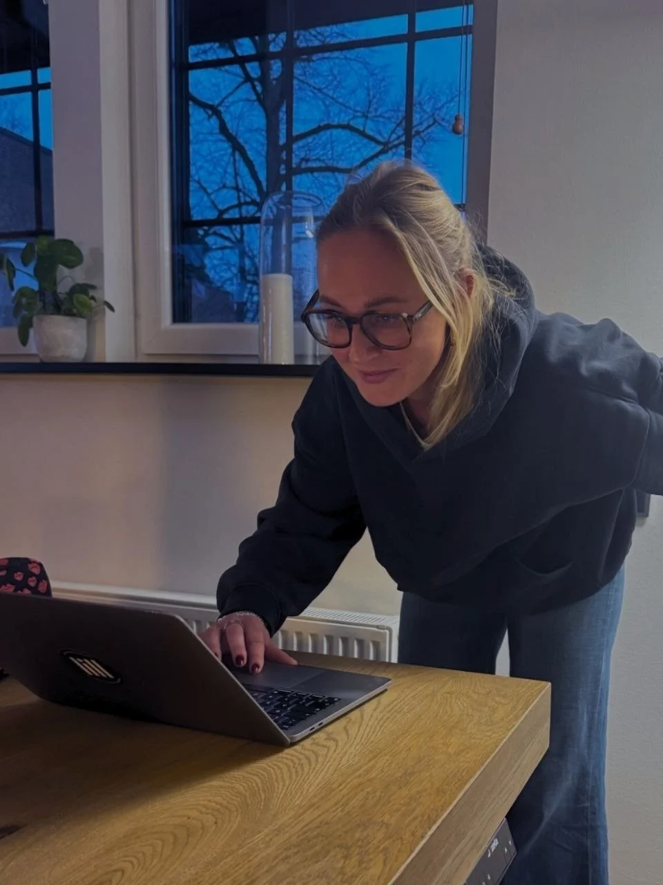 Lilli im Fokus! 

Manchmal schadet ein zweiter Blick nicht und manchmal braucht es einfach das gute alte Vier-Augen-System. 

#lillsocialmedia