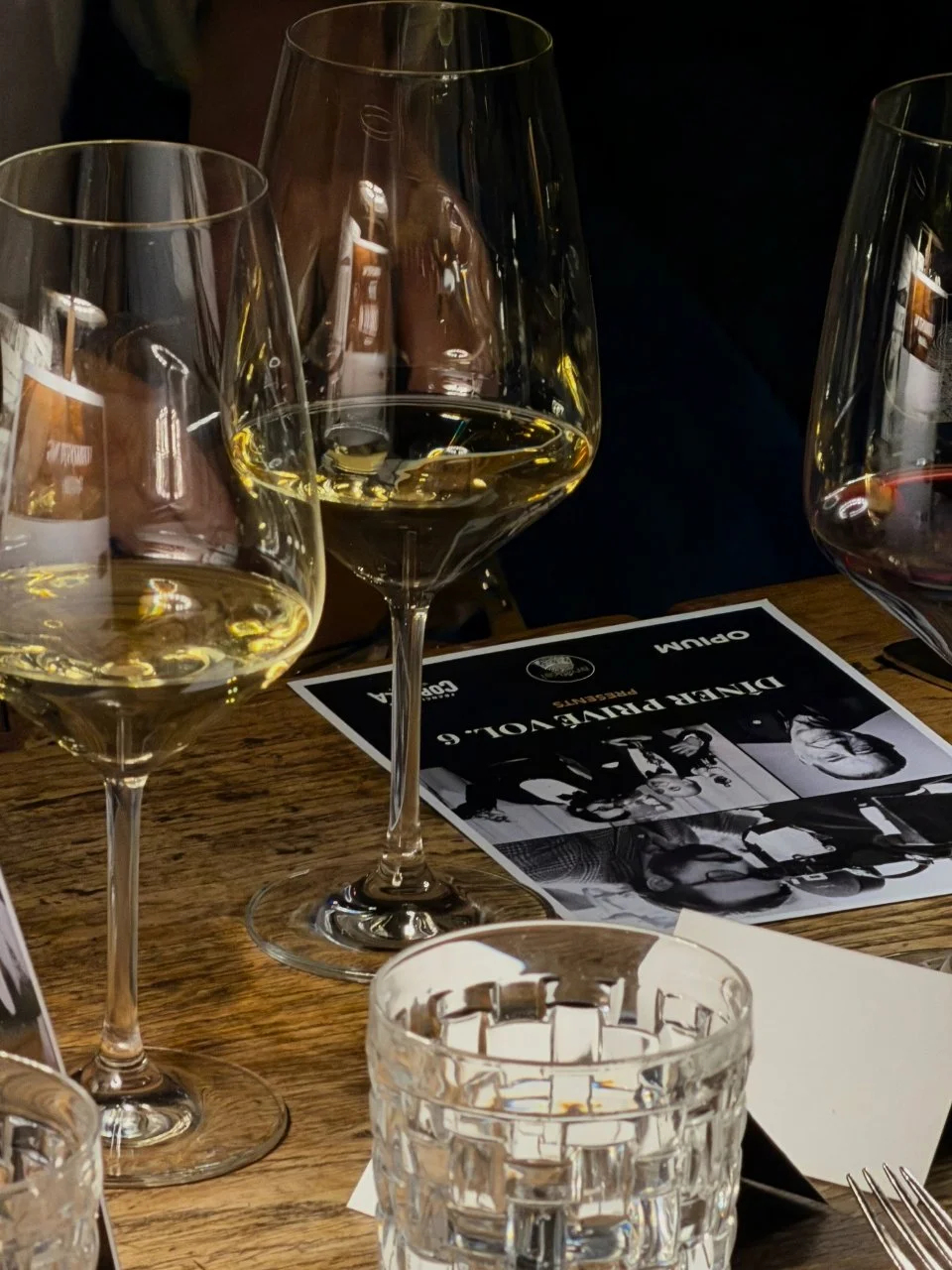 Great wine makes great evenings even better @opium.hamburg 🍇