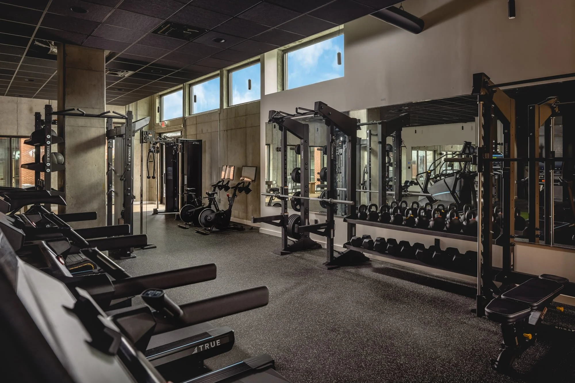 2025-12_Studio.BNA_1785 Club_social-30.jpg