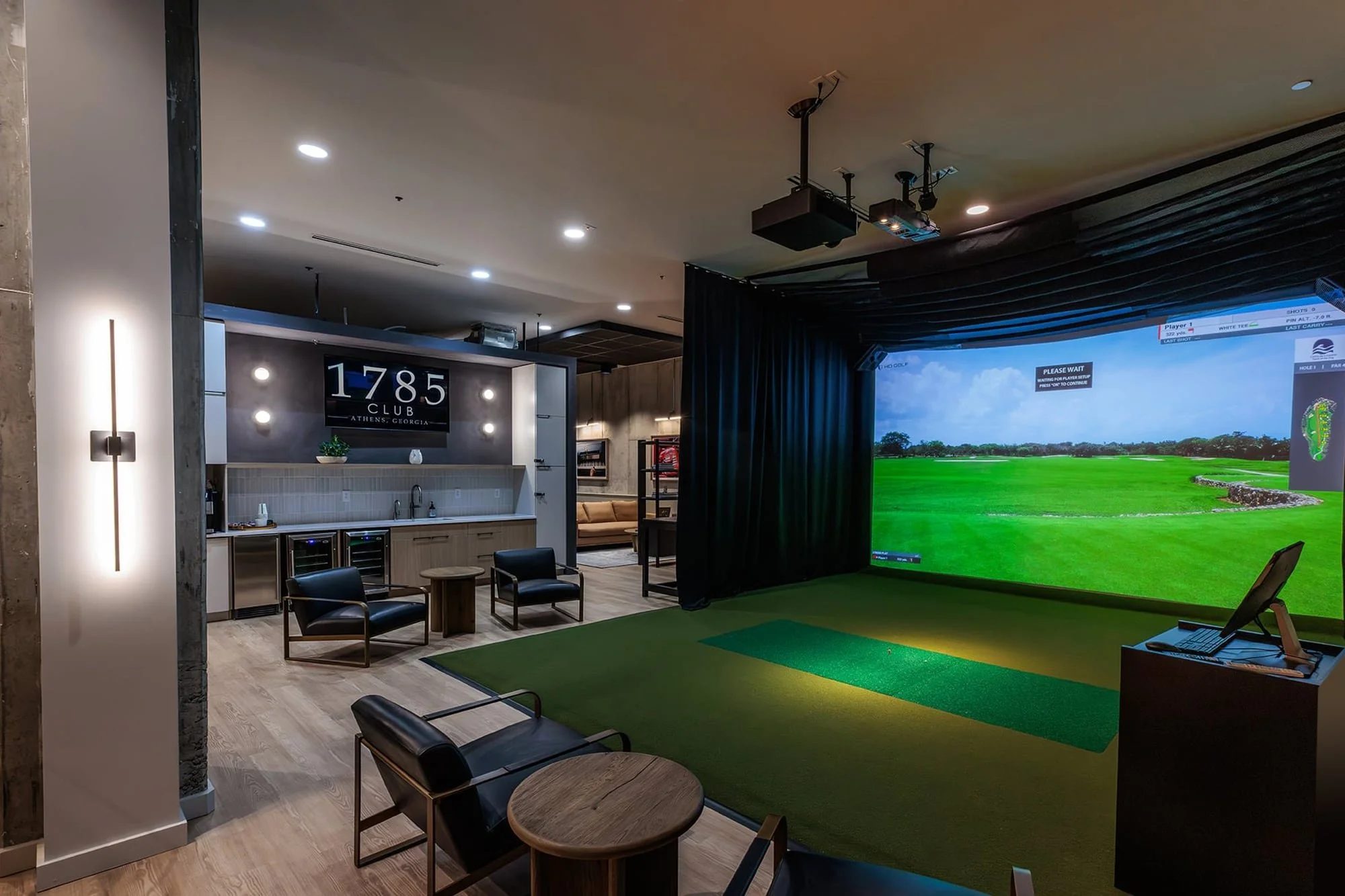 1785_CLUB_tee_box_06.jpg