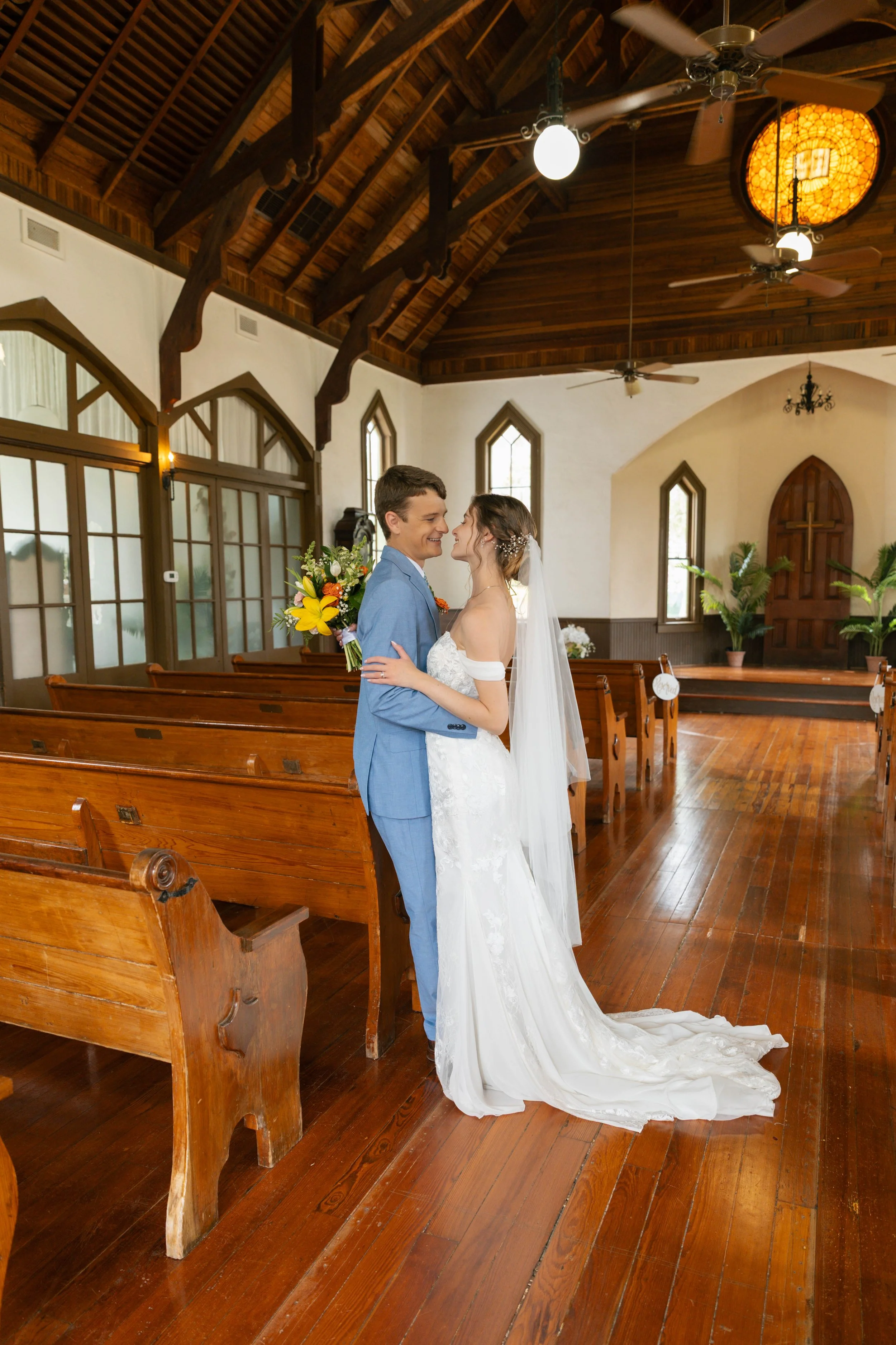 Liz & Jacob’s Joyful Summer Wedding | Historic Andrew’s Memorial Chapel