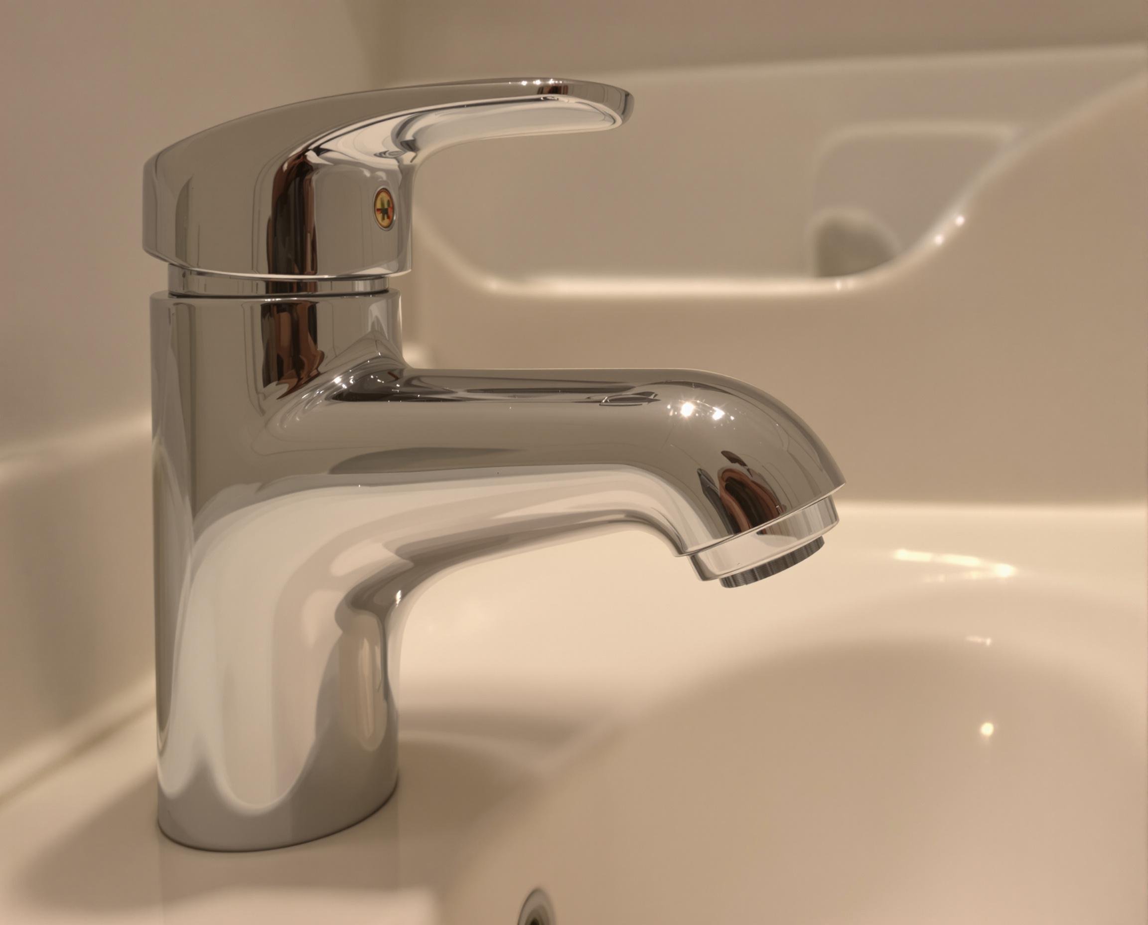 How to Shine Dull Chrome Fixtures