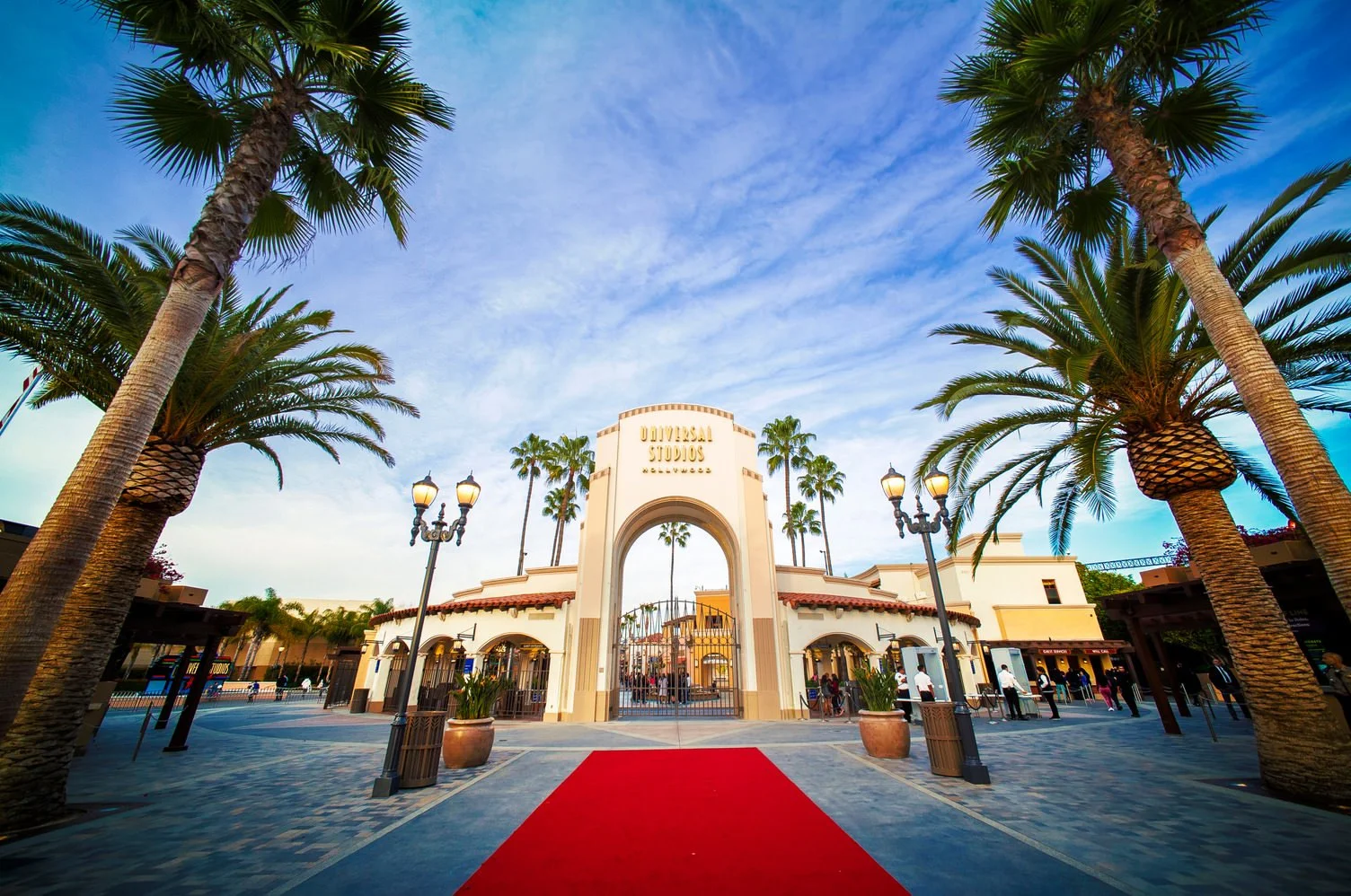 UniversalHollywood_Destionations_Opt2.jpg