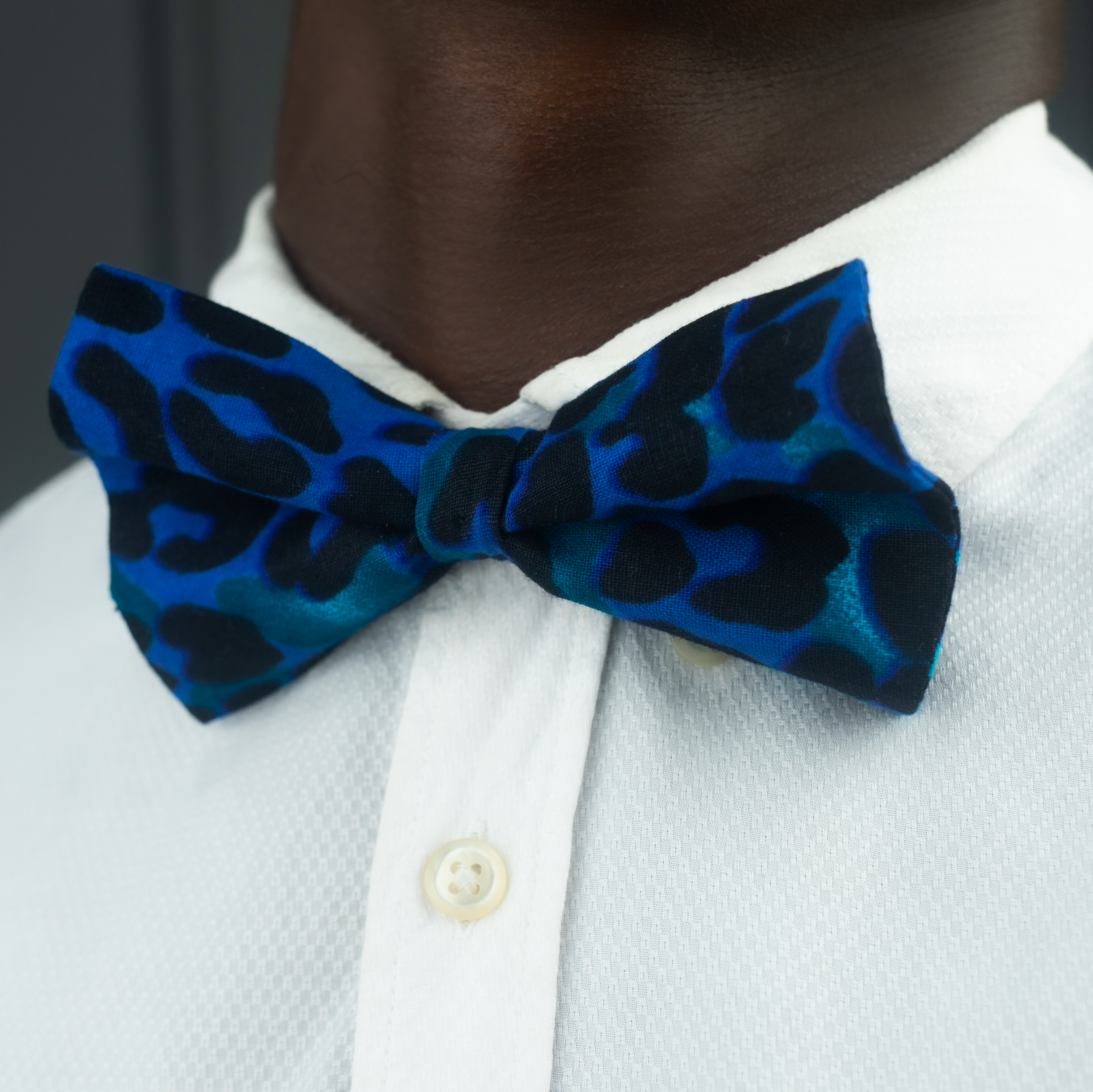 blue leopard skin.png