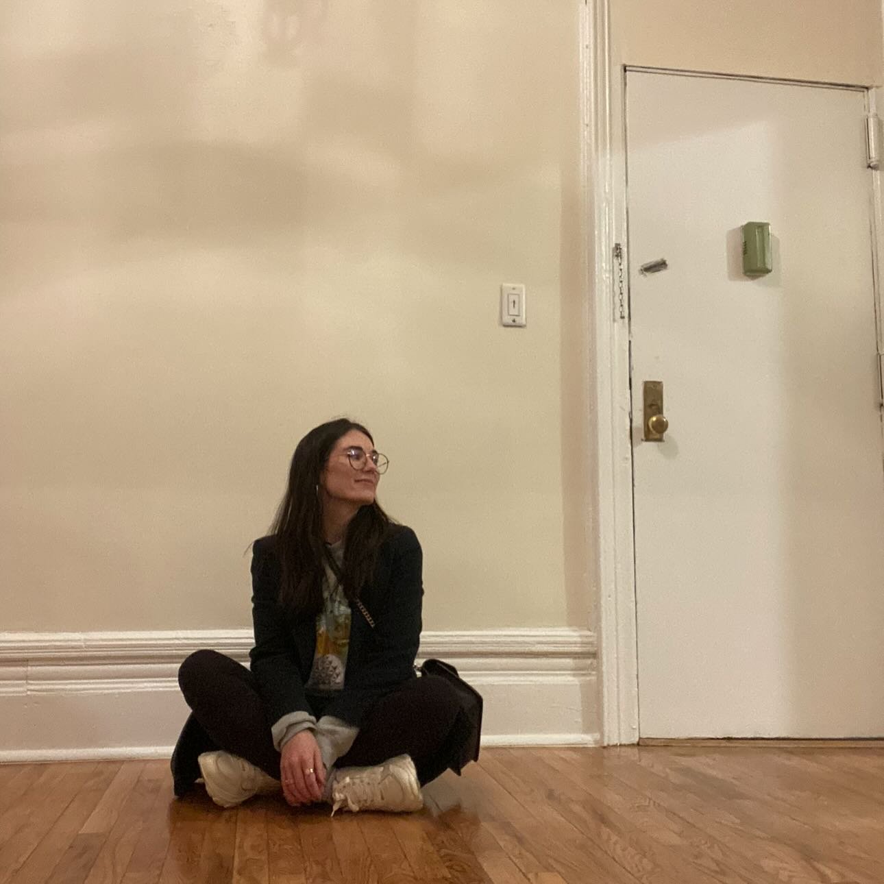 3 years ago, I moved into this apartment. I spent my first weekend in my new space with very little furniture, tucked inside the tiny bedroom writing the final chapters of the first draft of VIPER &amp; LILIES. 
Since then, I&rsquo;ve gotten a litera