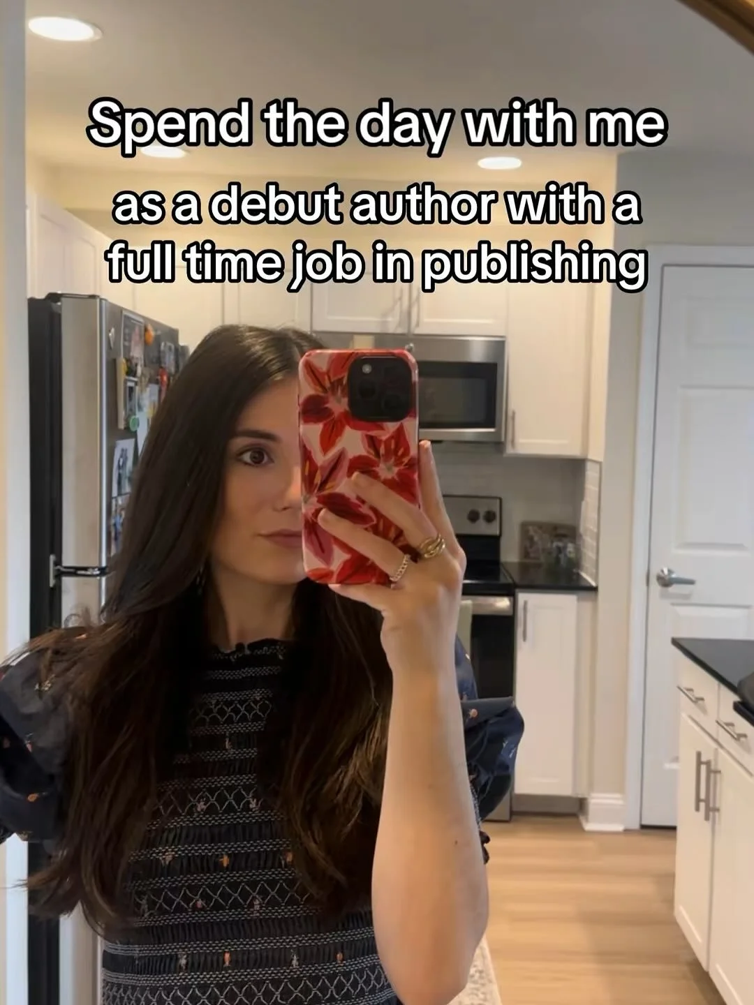 It&rsquo;s finally starting to warm up in nyc ⛅️🫶🏻 

#author #authorsofinstagram #debutauthor #dayi̇nmylife #nyc #writing #writer