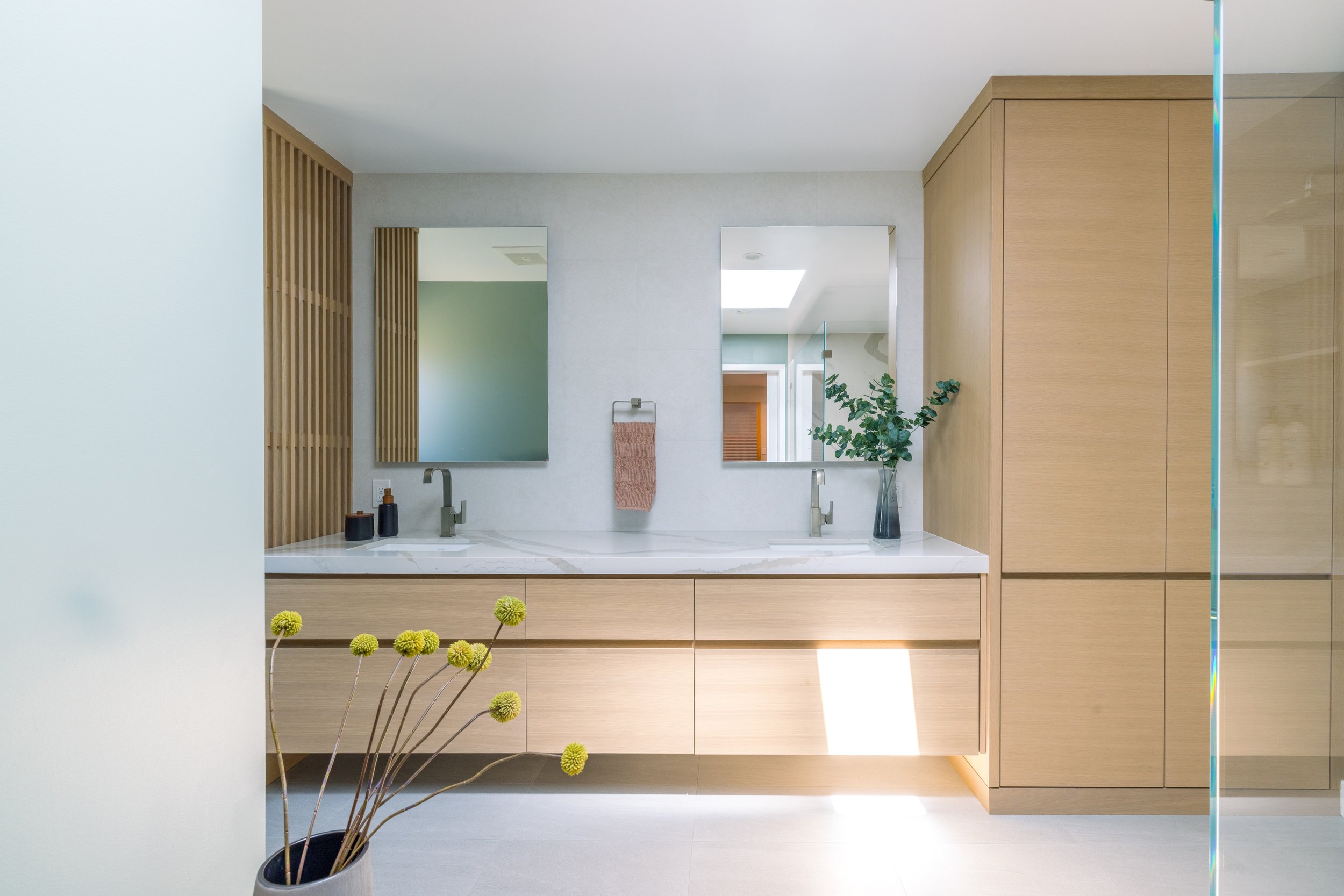 49_CurryCourt_MasterBath.jpeg