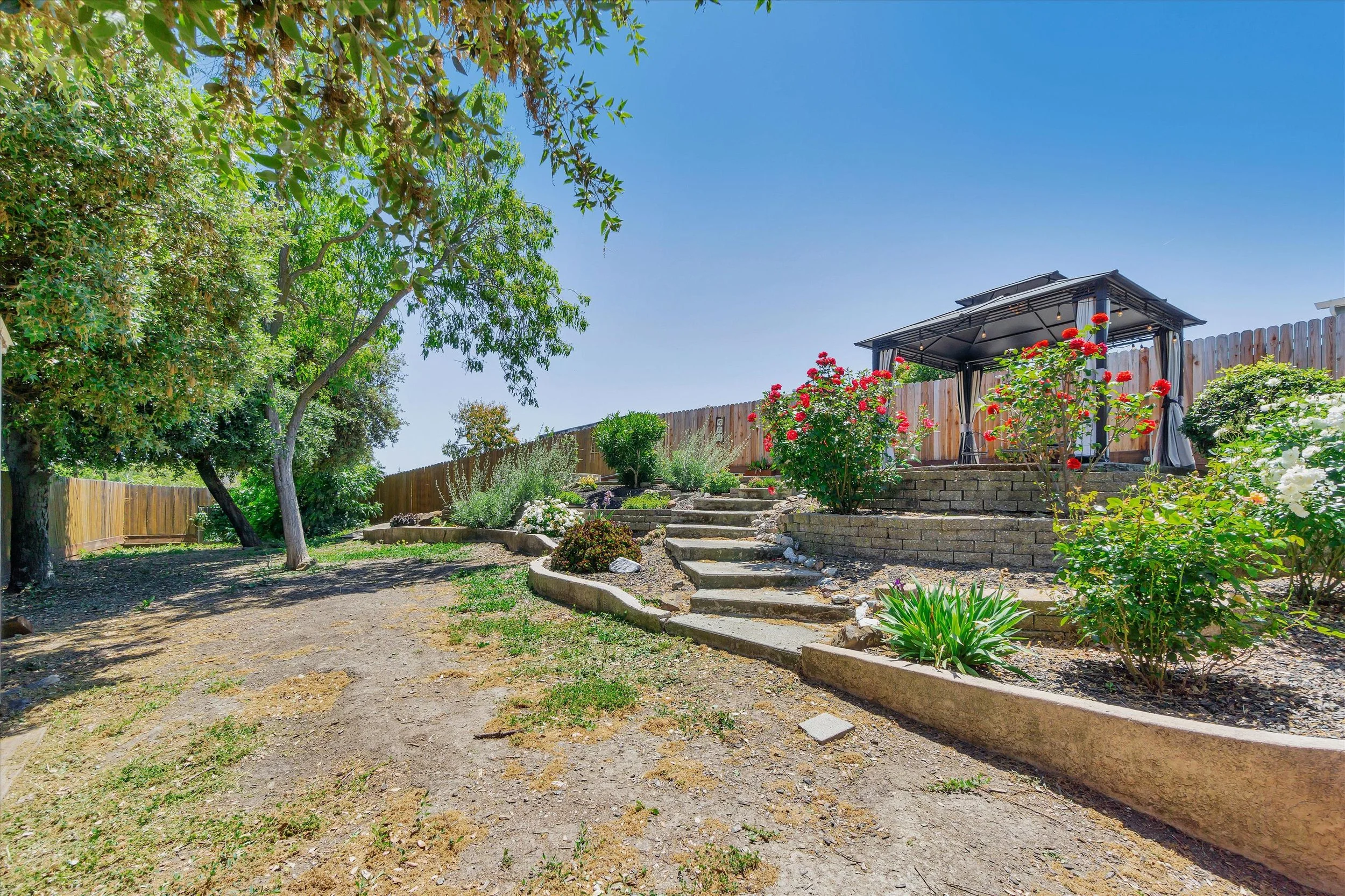 7_F8_215Suisun_048.jpg