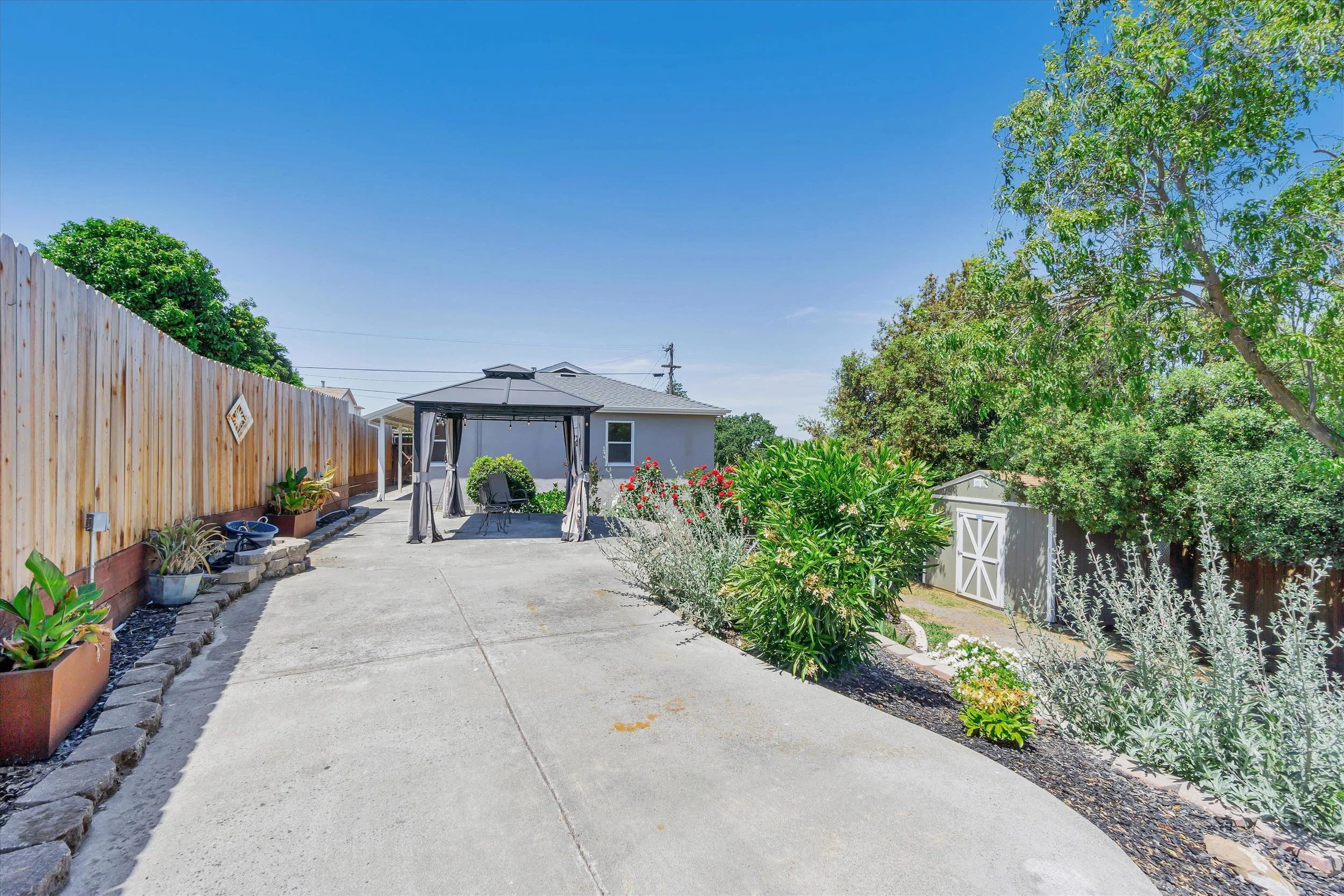 9_F8_215Suisun_045.jpg