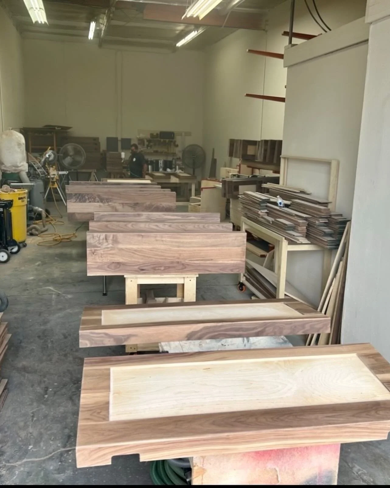 Bravos commercial upholstery Job Panda Expres