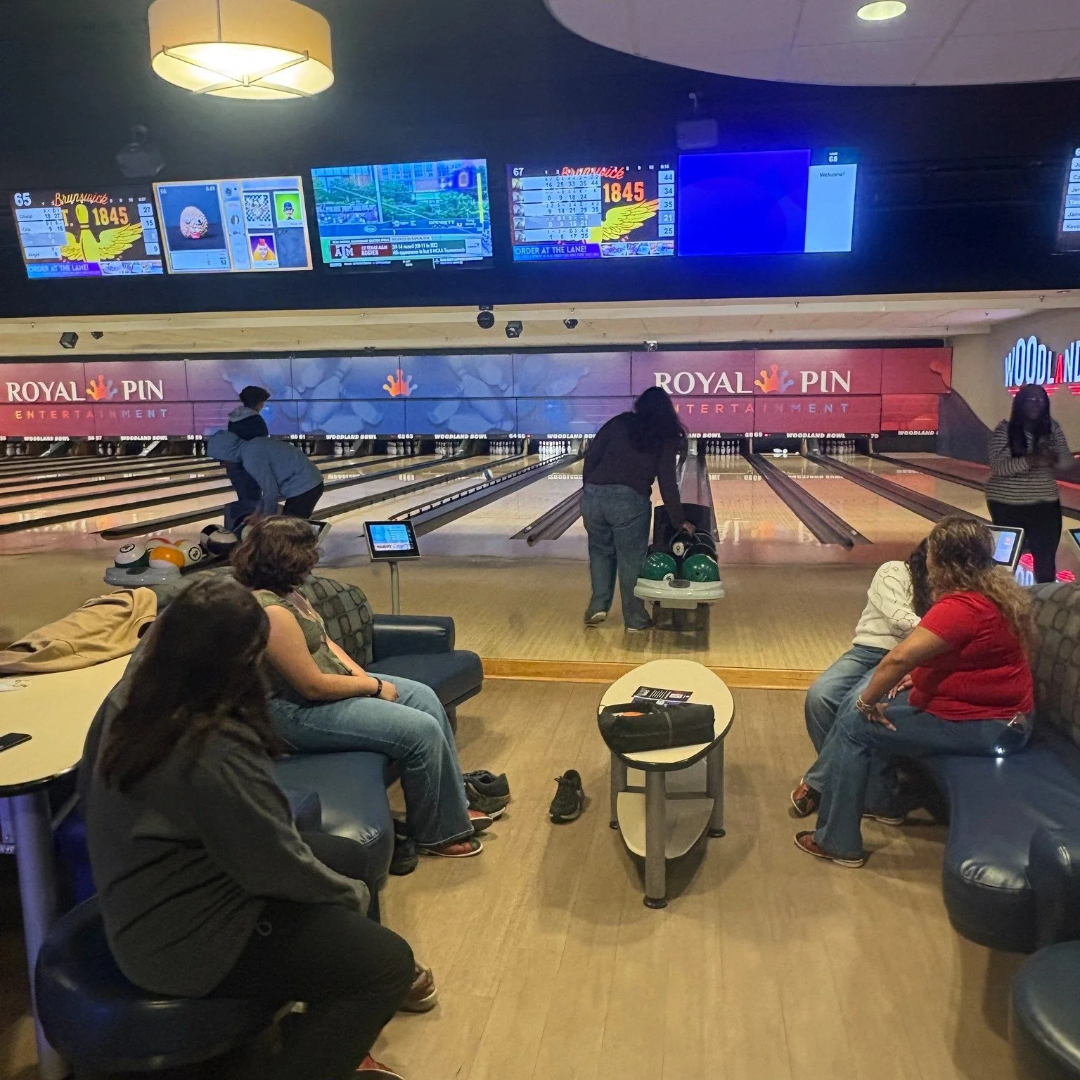 Each month, EmpowerED Families, in partnership with Stand for Children Indiana, brings youth together at engaging locations where they can explore advocacy, leadership, and how change happens at the local level. The group also takes action by develop