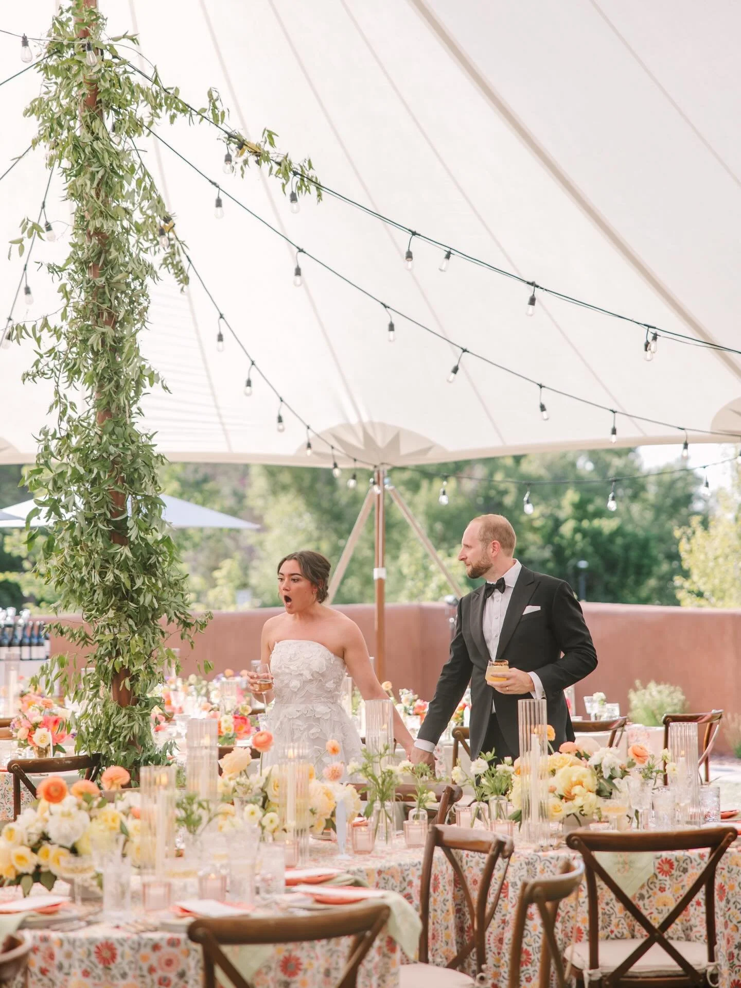 That moment when you see your reception dreams come to life&hellip; ✨🤍

Photography @maurajanesphoto 
Planning @whitt_ross
Venue/Catering @bishopslodgeauberge
Videography @crescent_films_texas
HMU @bettyrosebyalanna
Florals @floriography_flowers
Dre