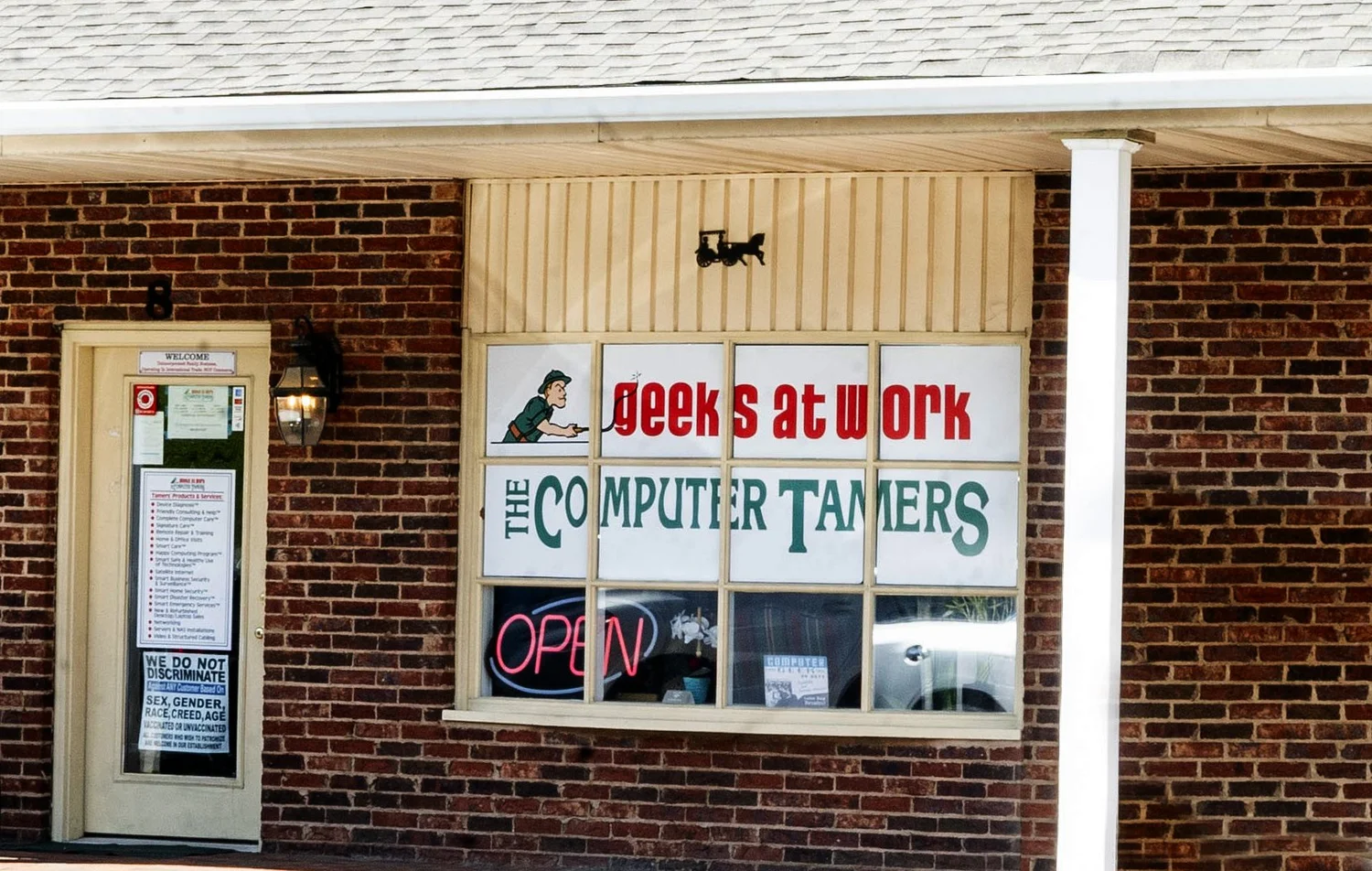 The Computer Tamers team