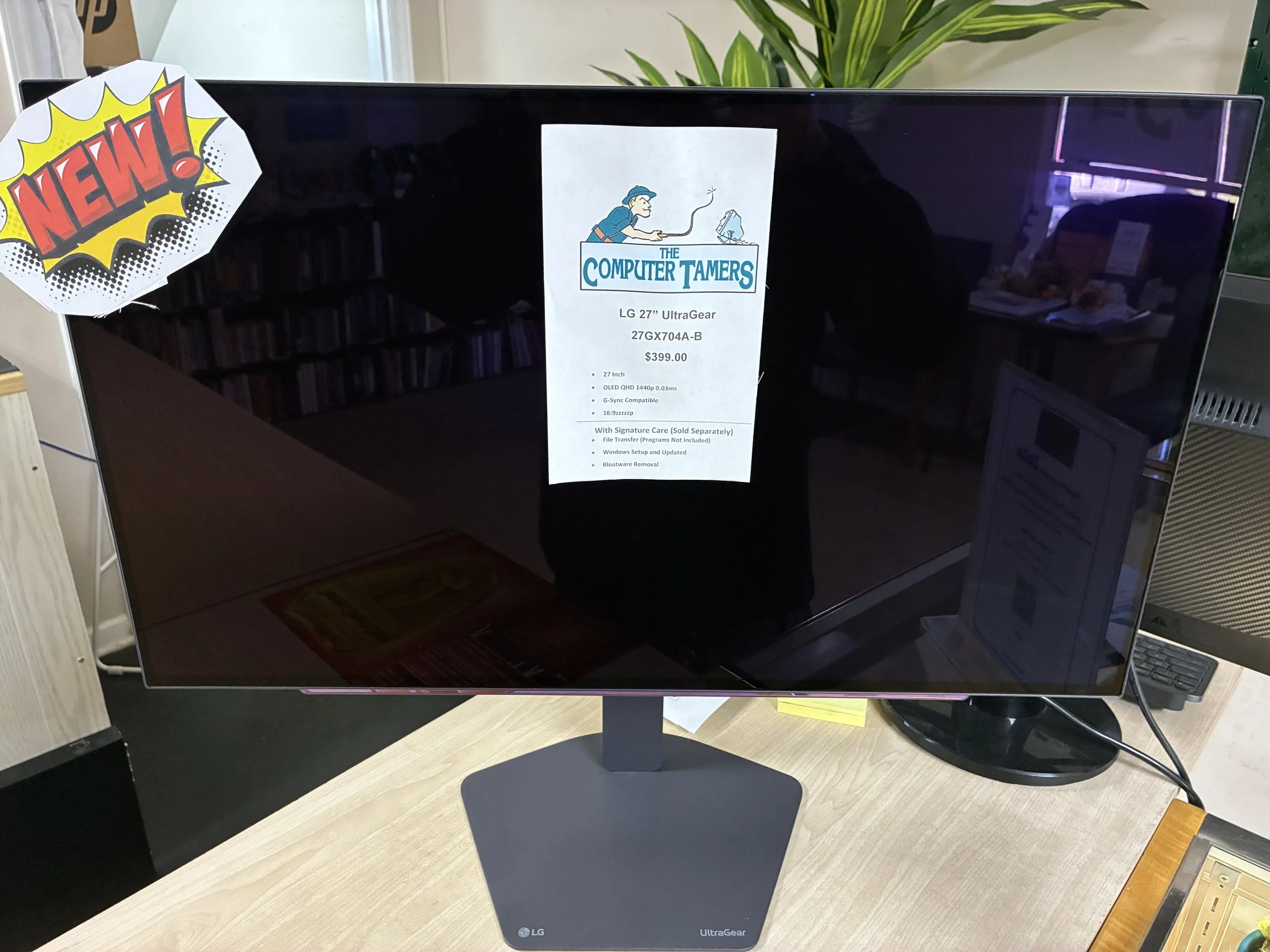 LG 27" UltraGear 27GX704A-B Monitor