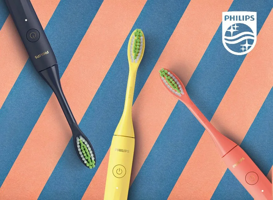 PHILIPS ONE: Jag har tagit fram butikskommunikation så som displayer, produktkort och skyltmaterial för Philips Sonicare-eltandborstar i retailbutiker i hela Norden. Jag har även gjort SoMe-material för för retailförsäljning online. 