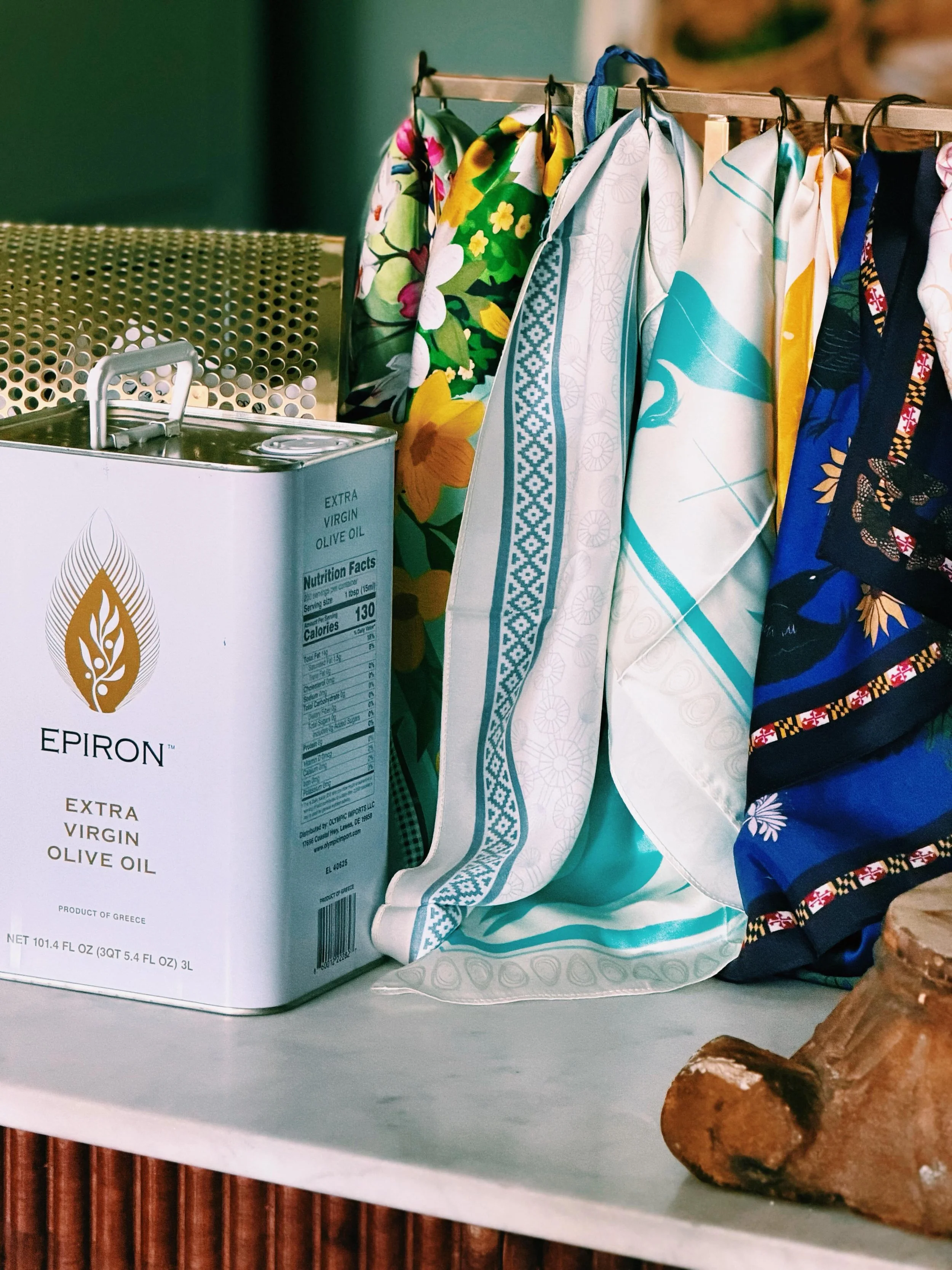 Because you&rsquo;ve given our raffle such an amazing response, we&rsquo;re sweetening the pot! In addition to our $500 La Ruche gift card, we&rsquo;re adding TWO more fabulous prizes:

🤍A tin of @epiron_evoo Greek olive oil, imported straight from 