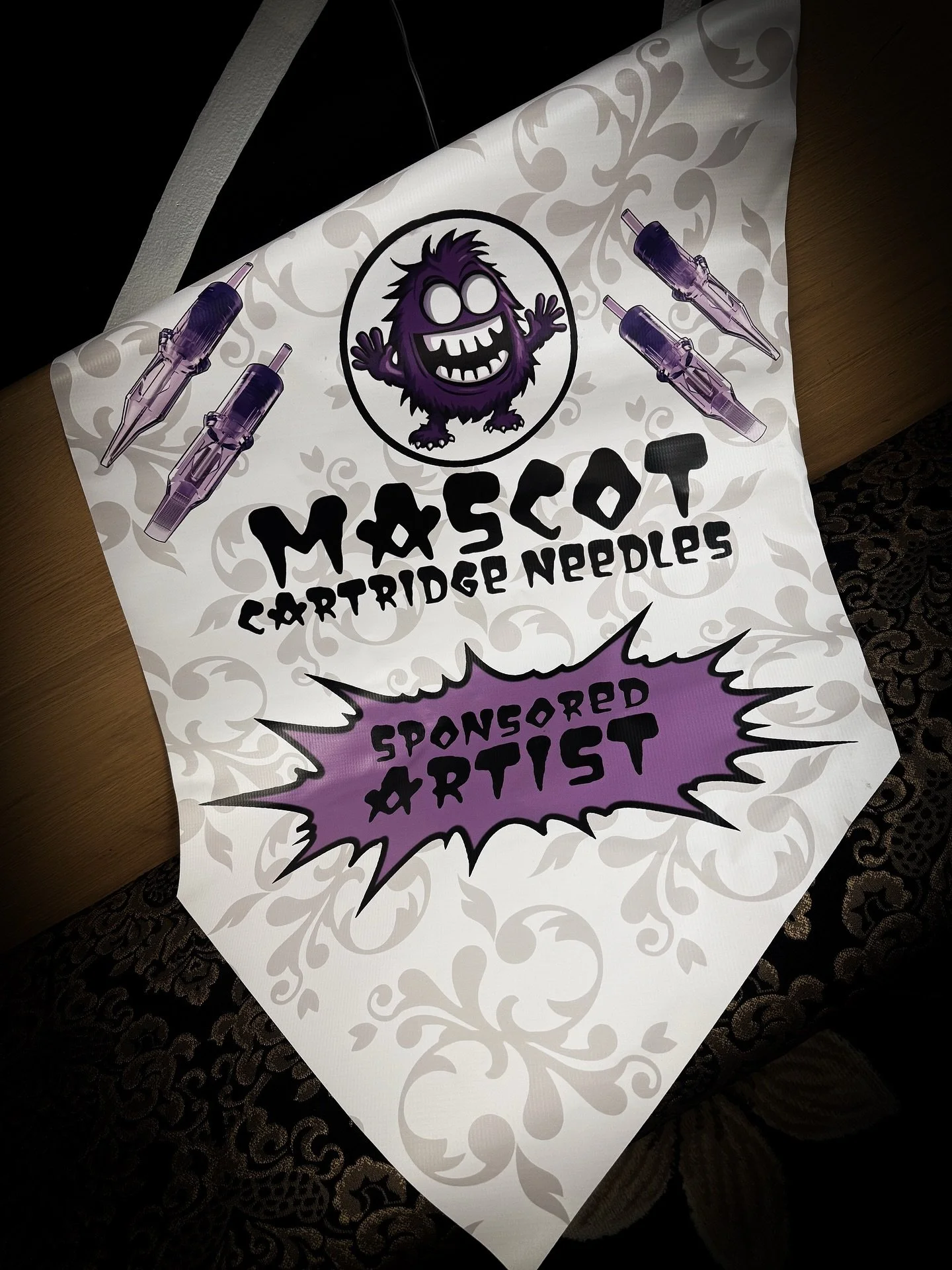 Here&rsquo;s that cool thing I was talking about 😎
You&rsquo;ve seen the tags, you&rsquo;ve seen them purple carts on the tray, now I&rsquo;m officially on team @mascot_cartridges !
Great needles, stable with solid flow, and every size I need to do 