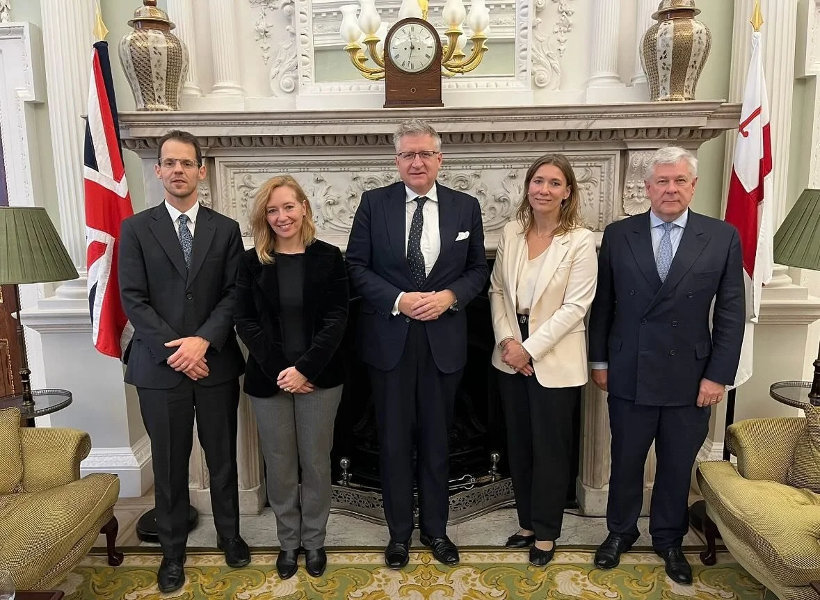 Delighted to meet with the three co-directors of BIICL (British Institute of International and Comparative Law) - Kristin Hausler, Eva Lein, and Jan van Zyl Smit - as well as trustee, Audley Sheppard KC. 

BIICL is a centre of excellence that brings 