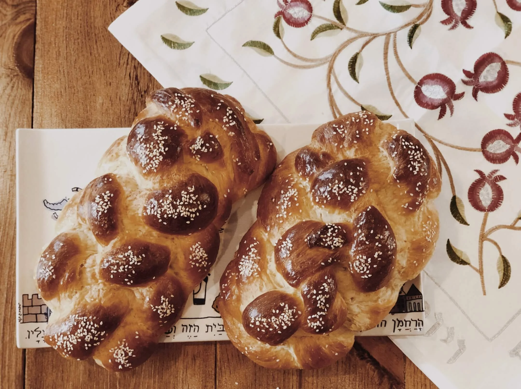 How to Make Challah for Shabbat Dinner