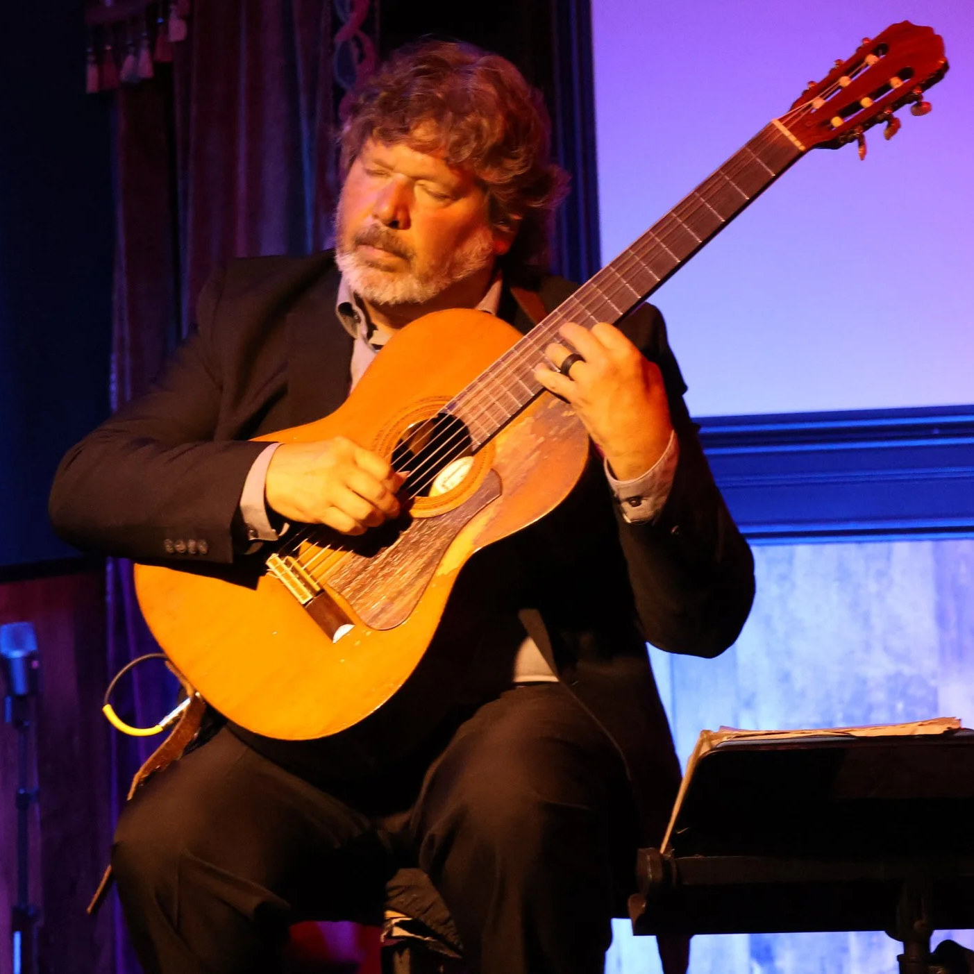 FREE Live Music from Classical Guitarist Danny Voris
