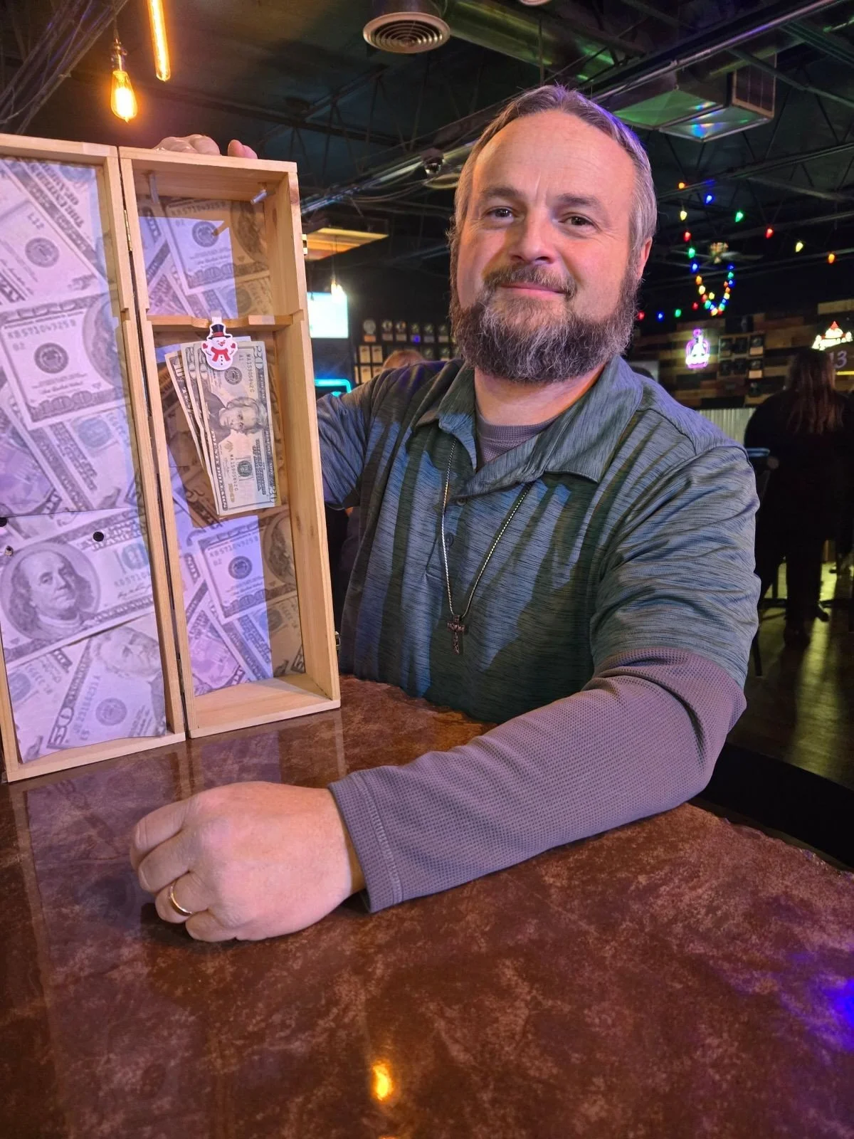 Cash prize winners at Miami Valley Sports Bar