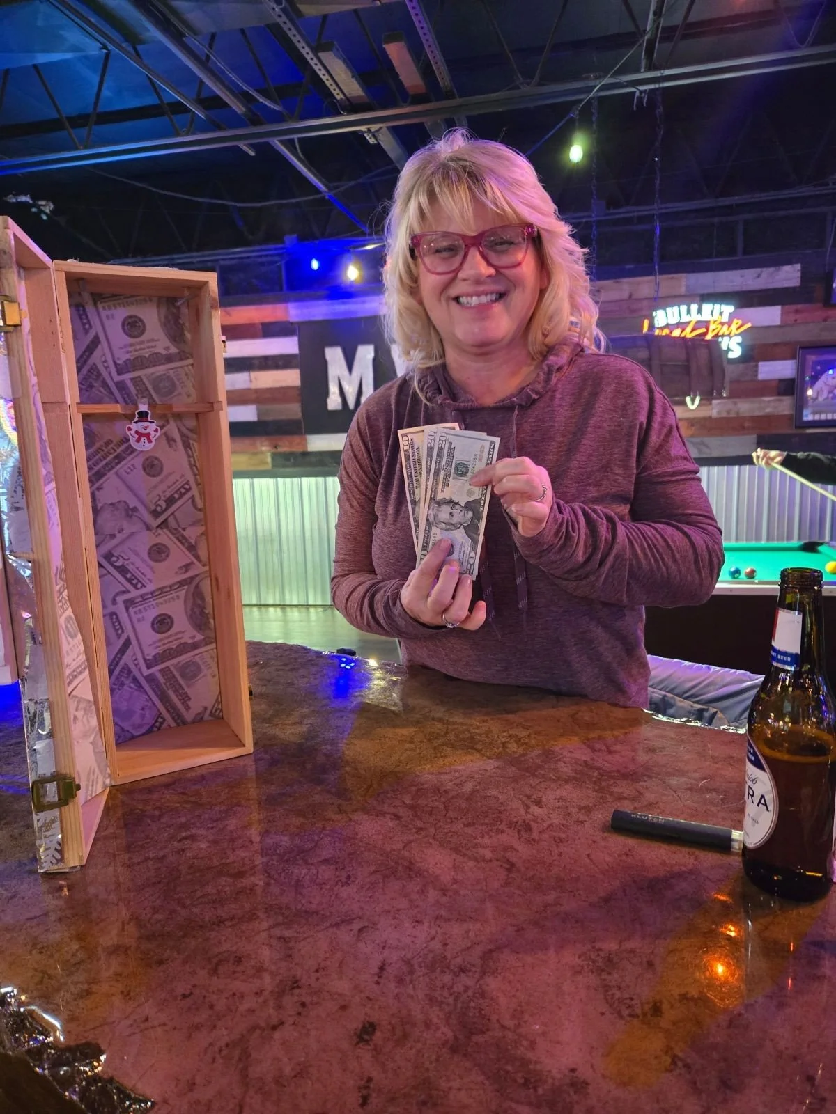 Cash prize winners at Miami Valley Sports Bar
