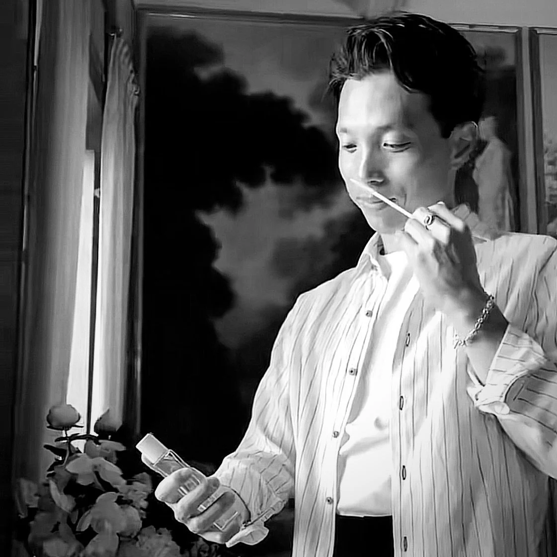 💐&Agrave; celui qui a donn&eacute; vie &agrave; mon imaginaire olfactif.
Il y a des rencontres qui marquent une existence. Trouver les mots pour exprimer ma gratitude semble presque impossible tant ce que tu as cr&eacute;&eacute; d&eacute;passe tout