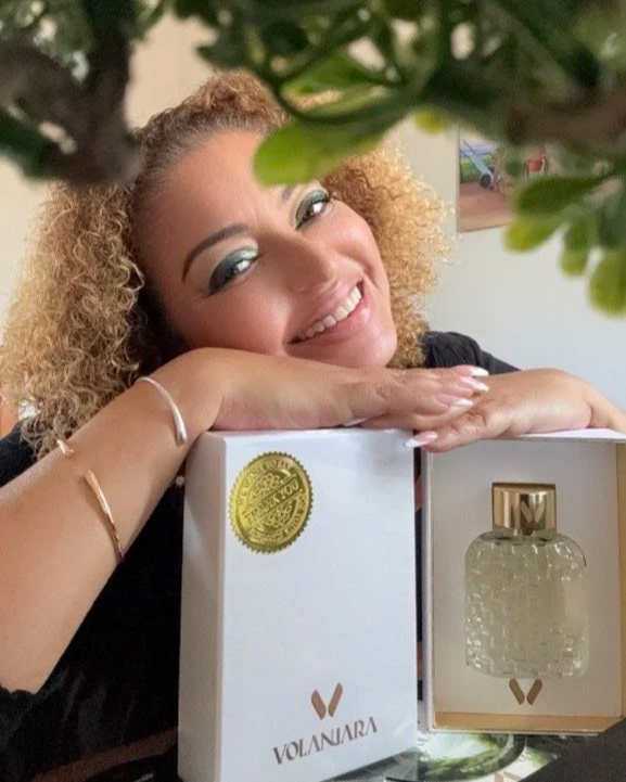 Vola VIGNY, Créatrice, Fondatrice et CEO de la marque VOLANJARA SENEGAL & FRANCE