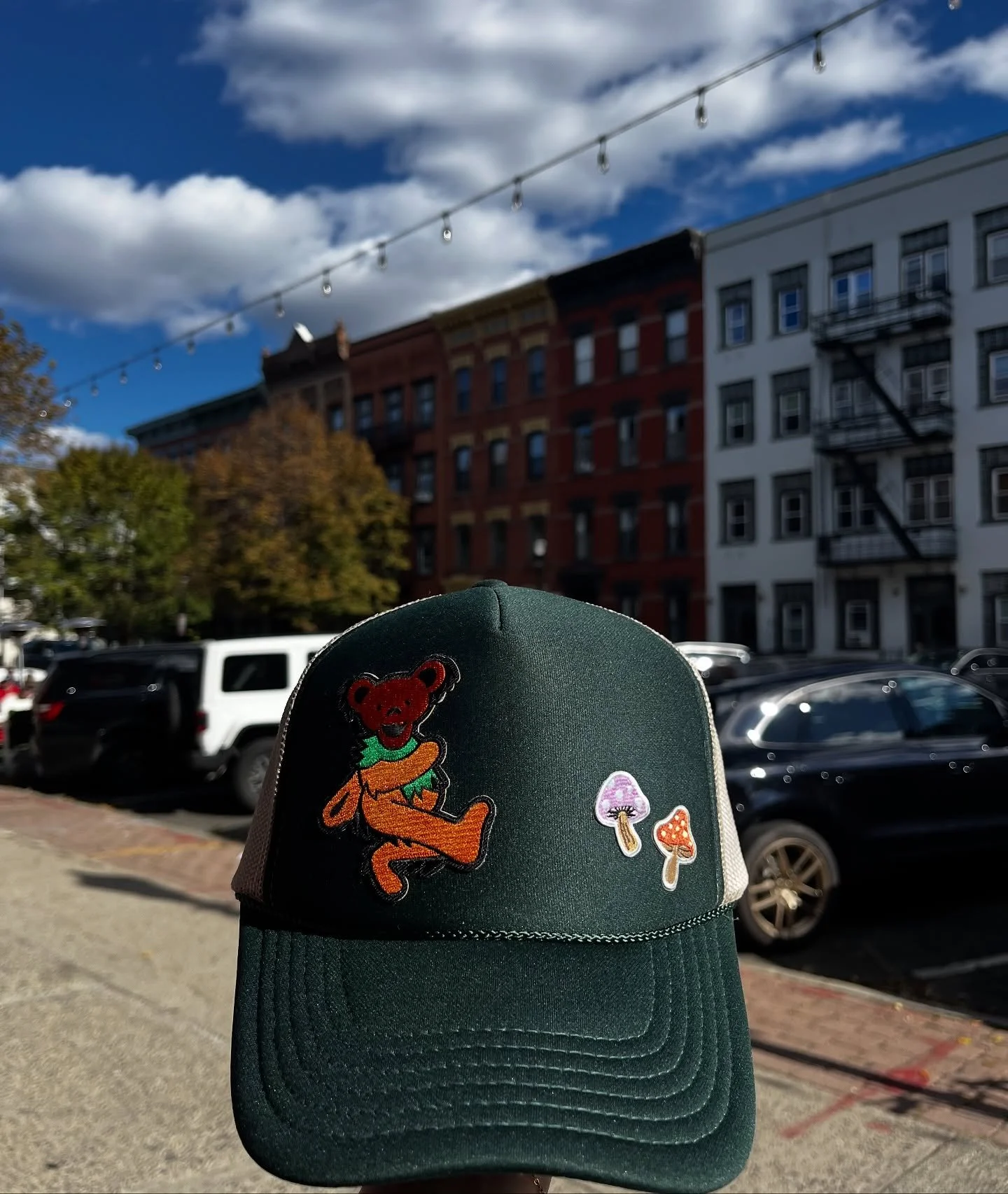 two killer creations from our pop up this past weekend @salongatto 🧸🍒

my favorite part is seeing the end product of each custom product - every one is soo one of a kind 🩷