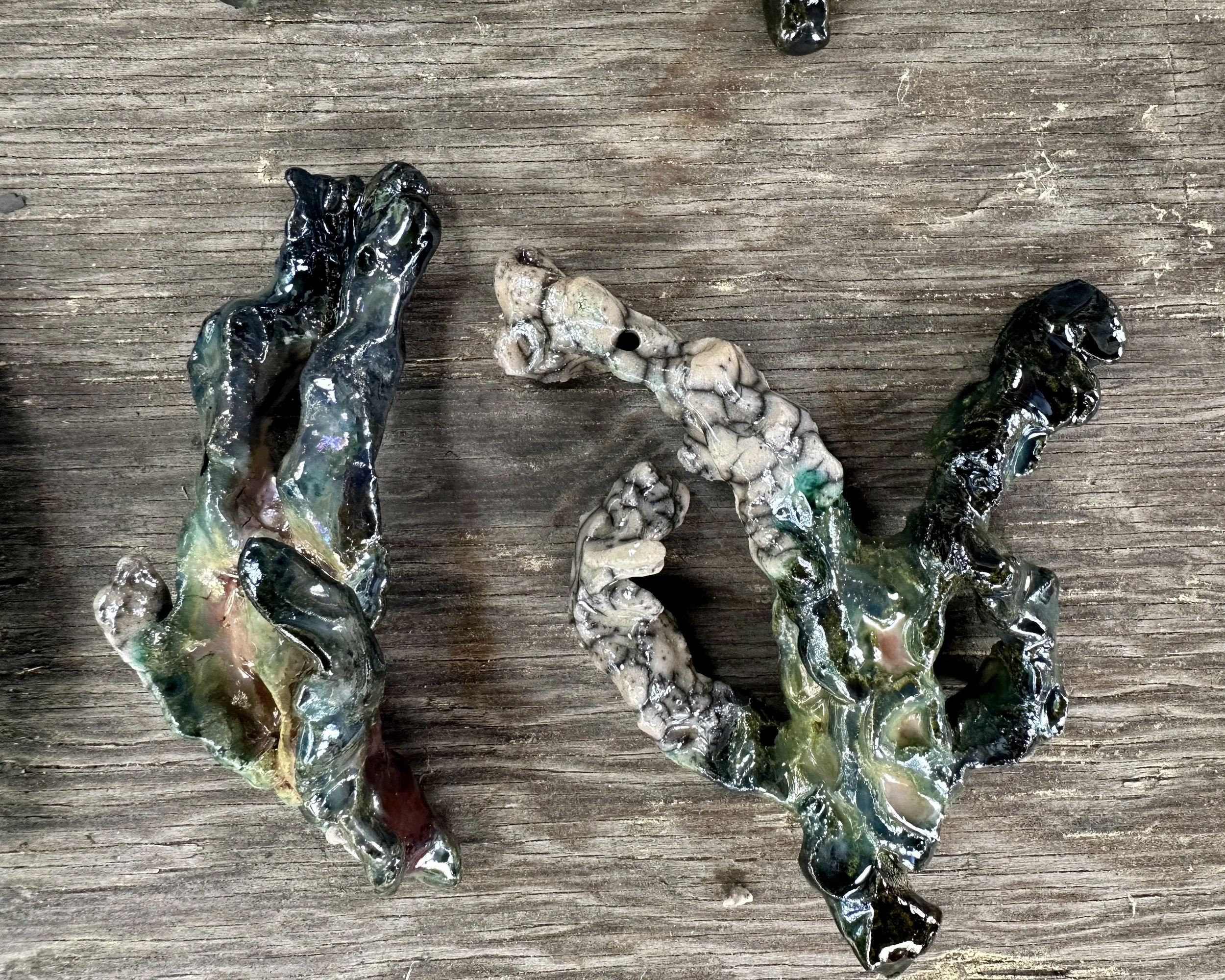 Raku figures, Detail