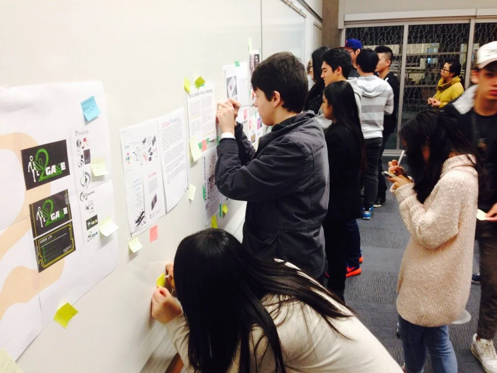 IAT 103W students engaged in critical thinking exercise, 2017.