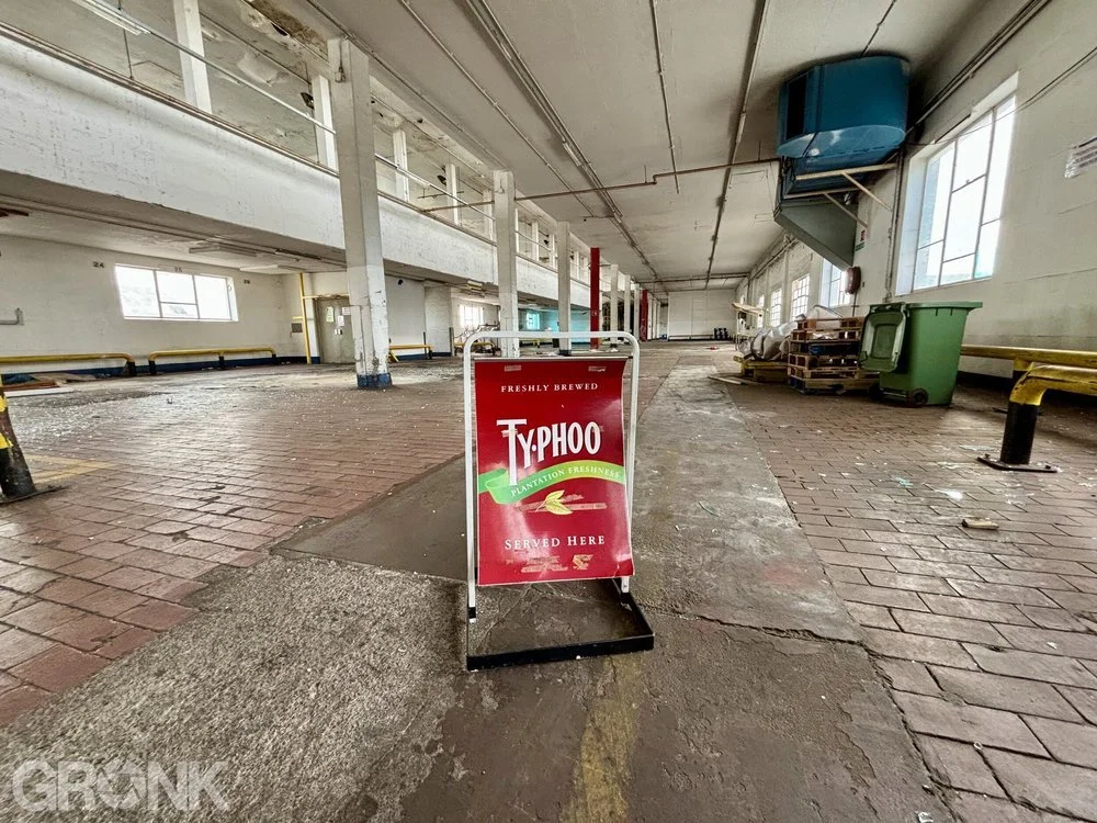 GRONK_Typhoo_Factory25.jpg