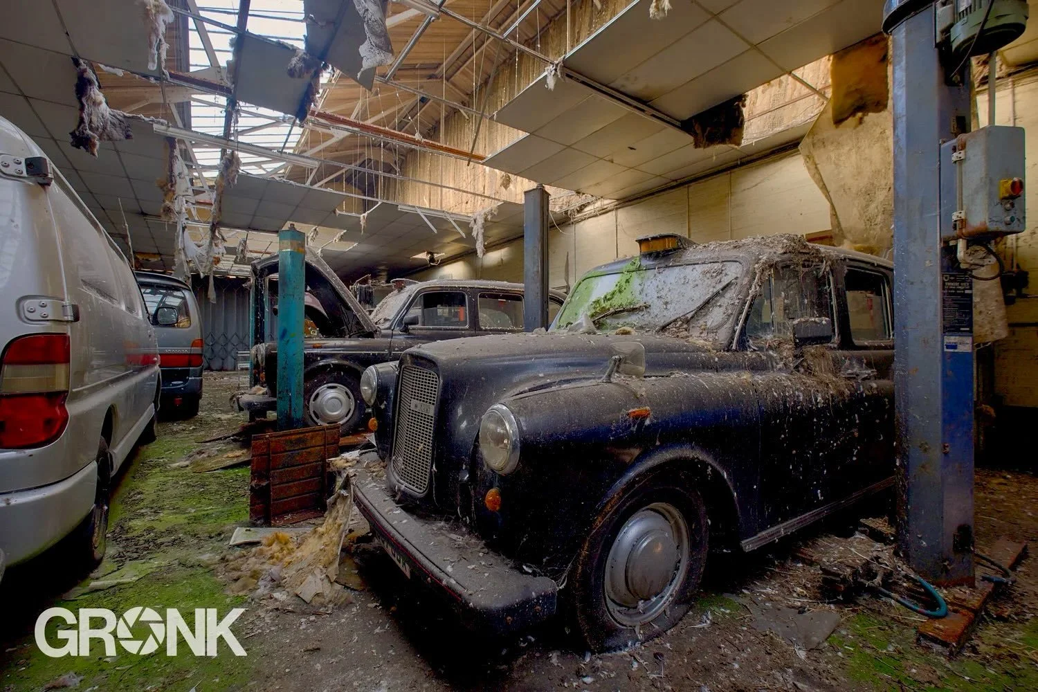 Taxi Graveyard, Liverpool

#Urbex #Abandoned #Liverpool #merseyside 
Shot with #Fujifilm XT5