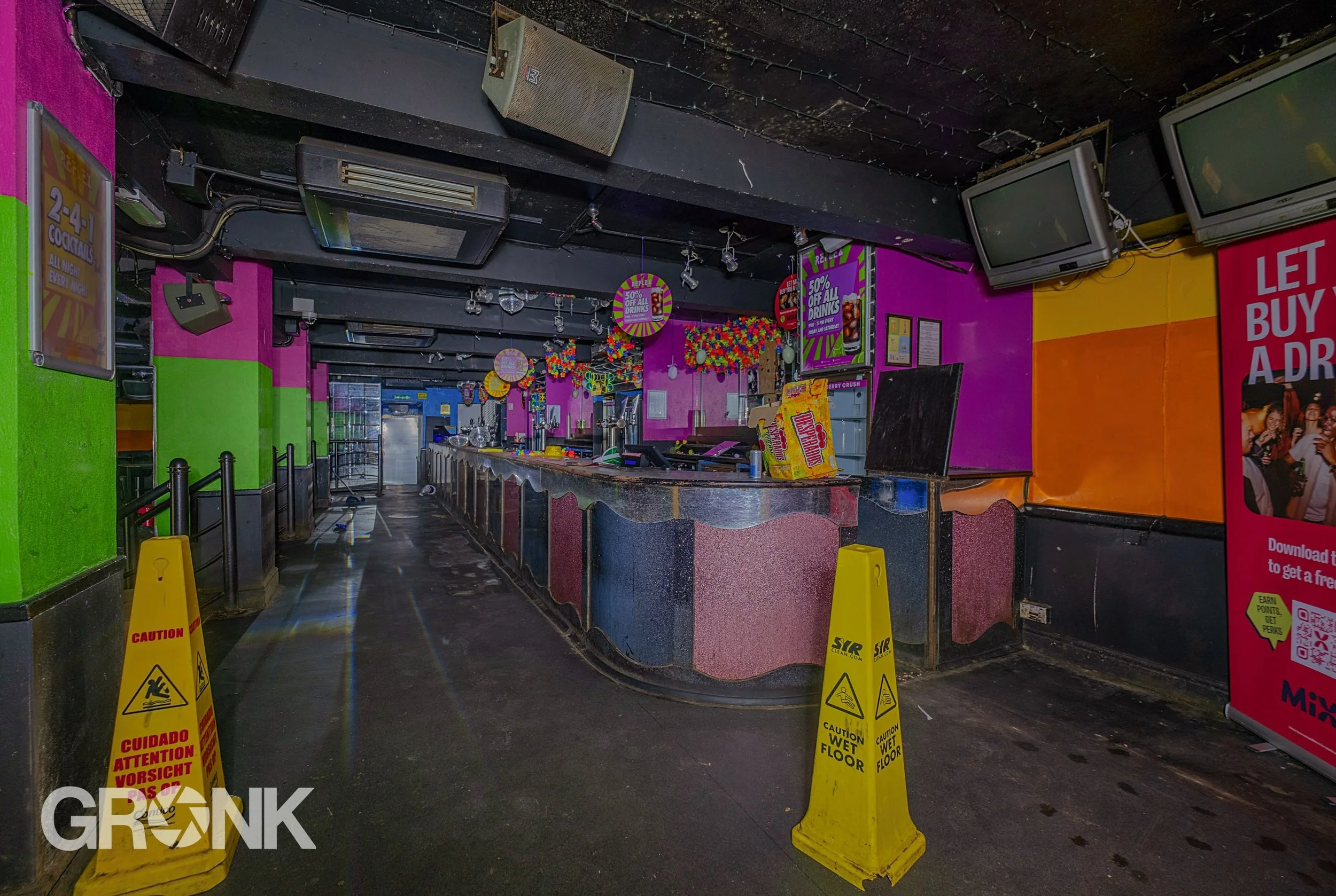 &lsquo;Disco-nnect&rsquo;

#Urbex #Abandoned 
Shot with #Fujifilm #XT5