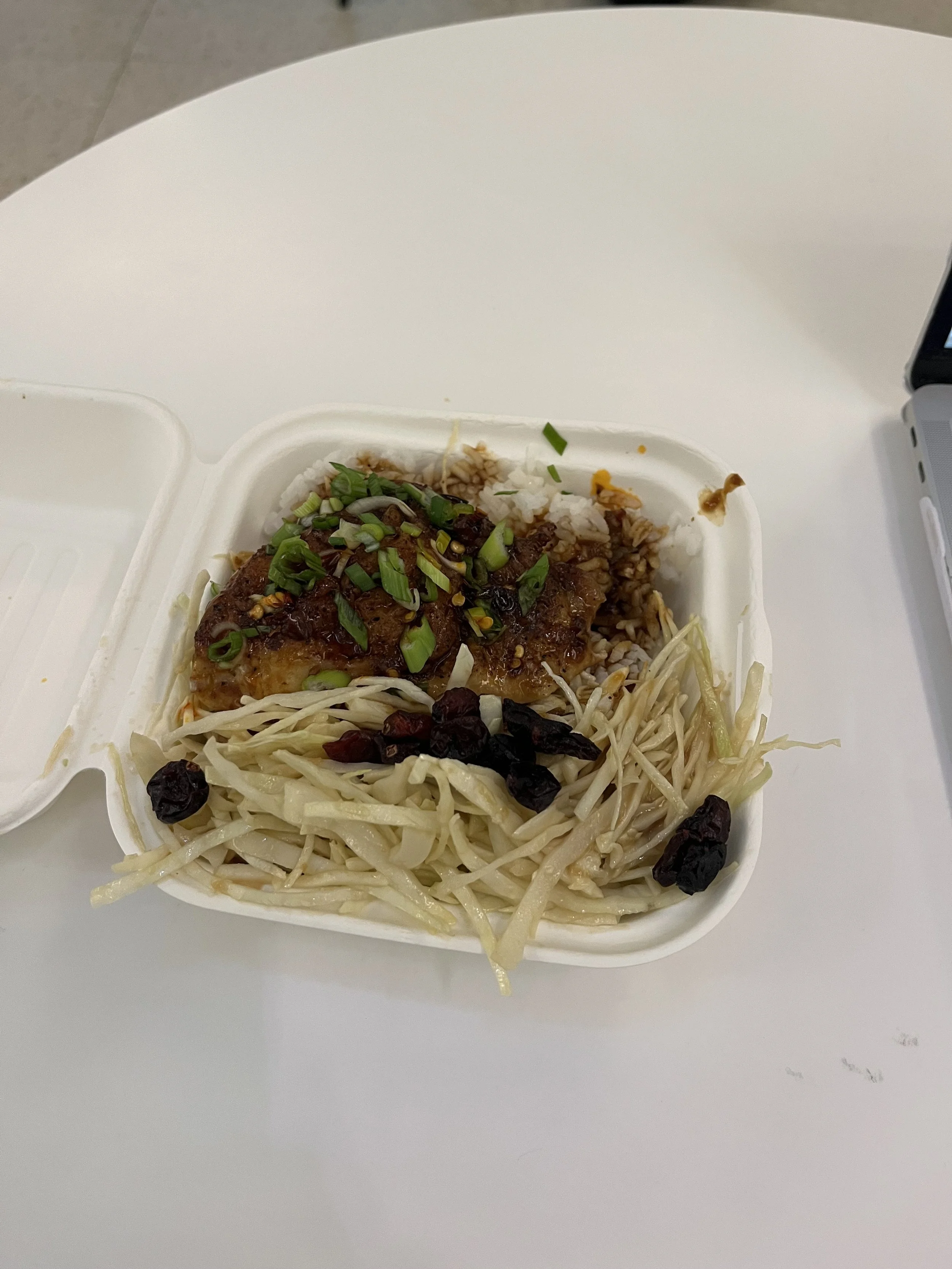 Vanessa Reviews SUB’s Filistix